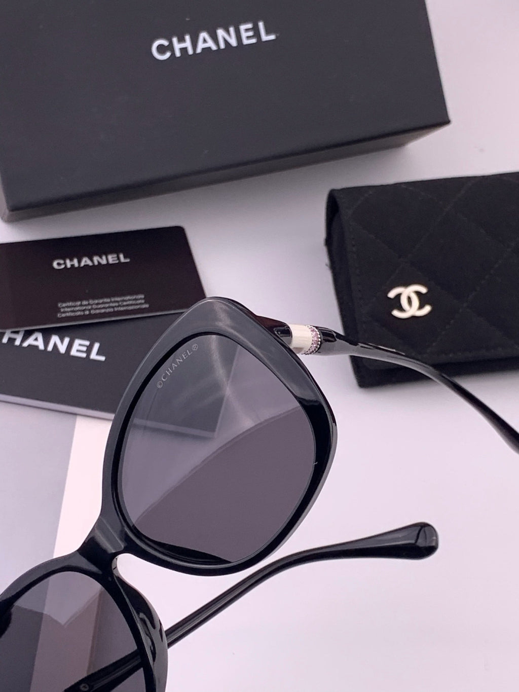 Chanel CH4907 Polarized Square Black Lens Sunglasses for Women - detail image 3