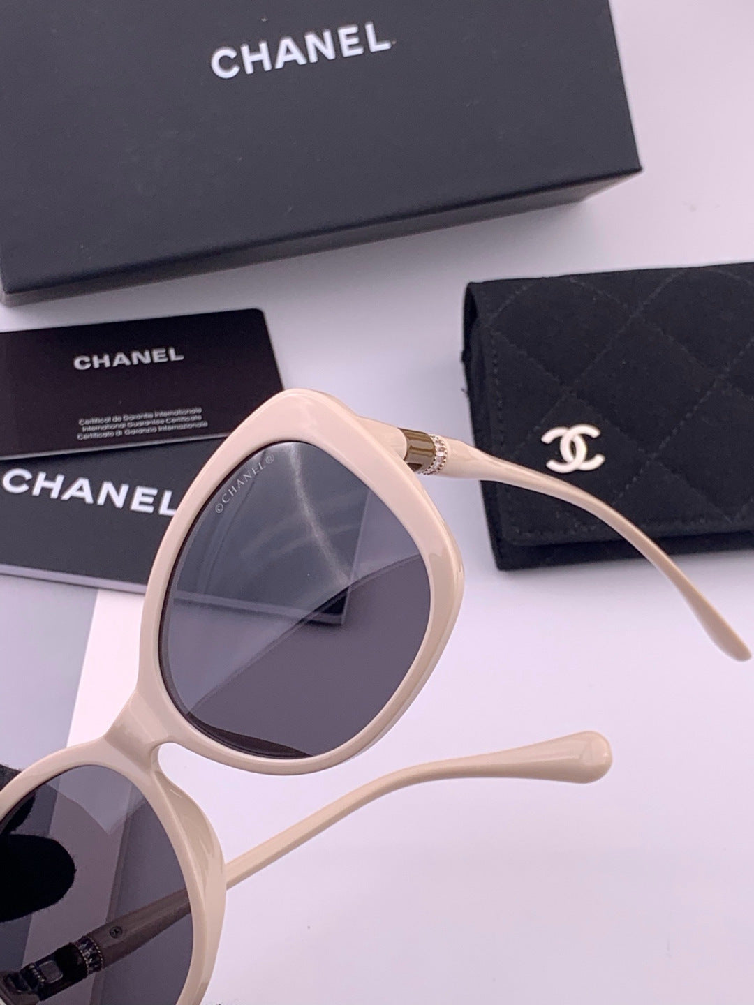 Chanel CH4907 Polarized Square Gray Lens Sunglasses for Women - 358153 - detail image 3