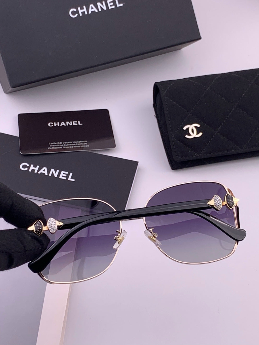 Chanel CH9914 Polarized Fashion Red Lens Sunglasses for Men & Women - 358154 - detail image 5