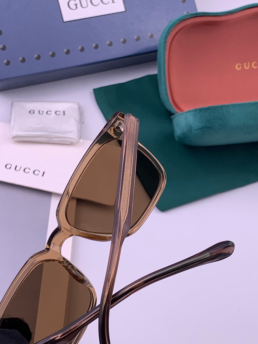 Gucci G0514 Square Brown Lens Sunglasses for Men & Women - 357881 - detail image 5
