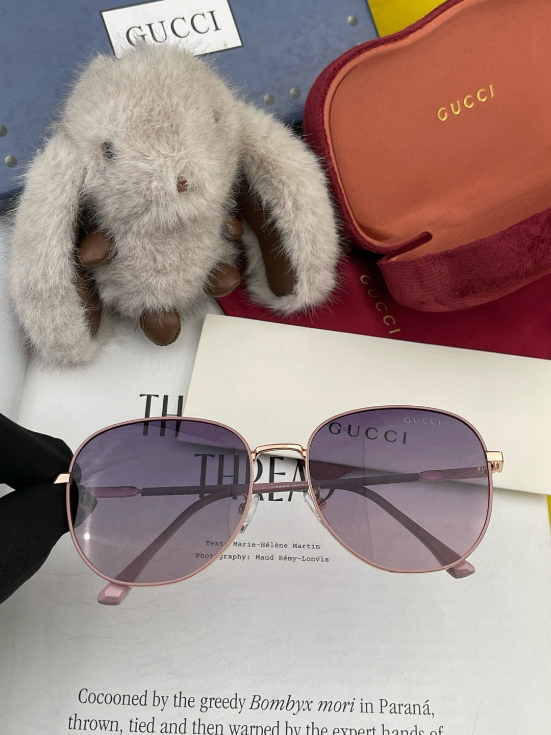 Gucci G5822 Polarized Oversized Gold Lens Sunglasses for Men & Women - 357885 - detail image 4
