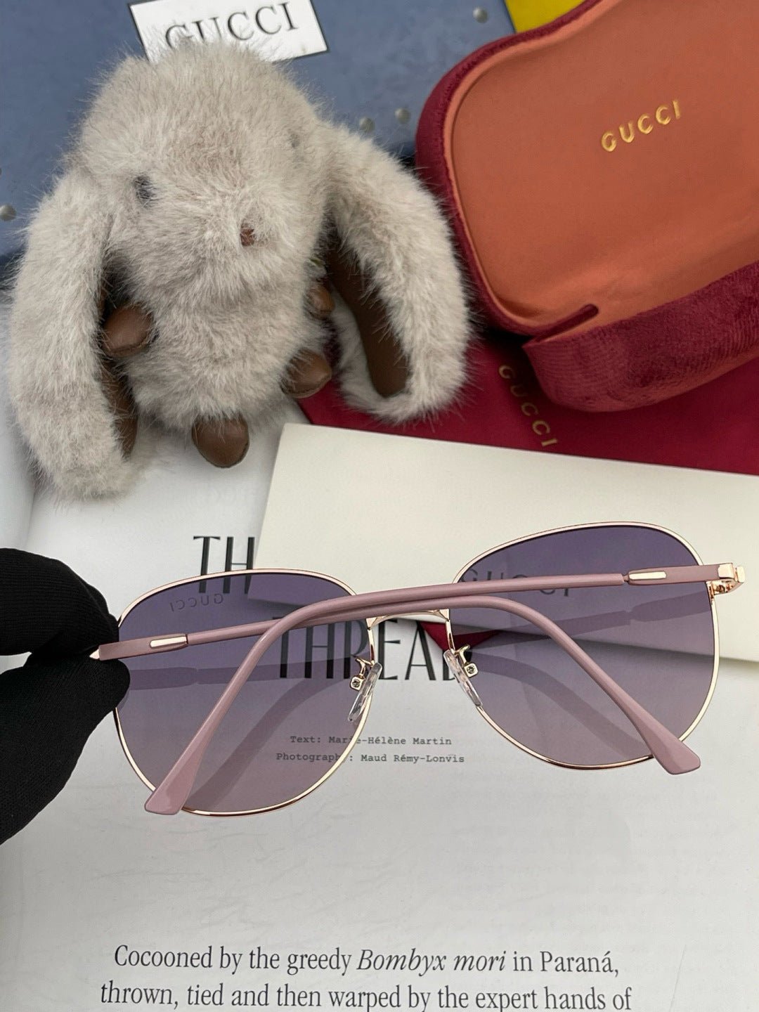 Gucci G5822 Polarized Oversized Gold Lens Sunglasses for Men & Women - 357885 - detail image 5