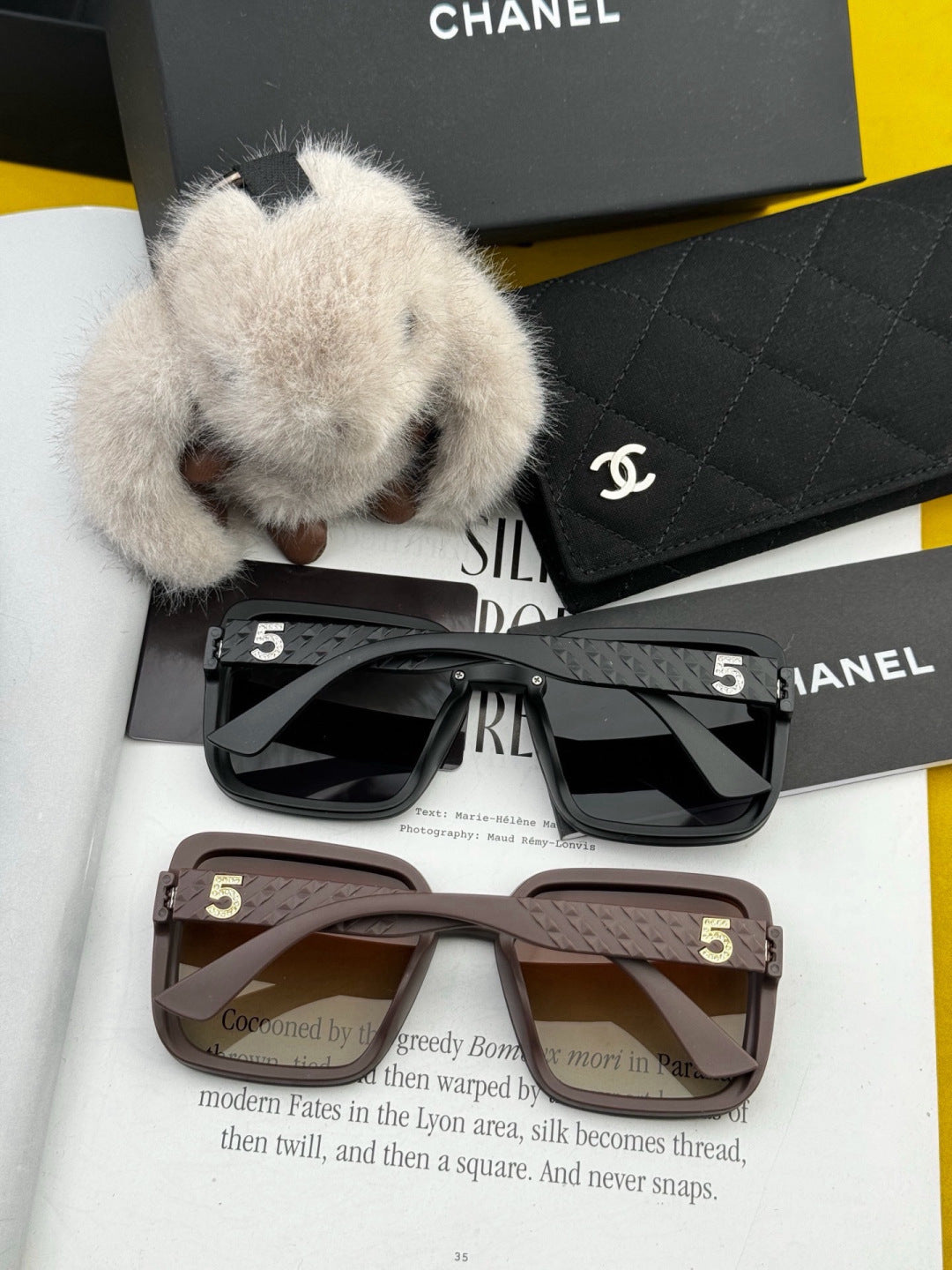 Chanel CH2305 Fashion Black Lens Sunglasses for Men & Women - 358156 - detail image 4