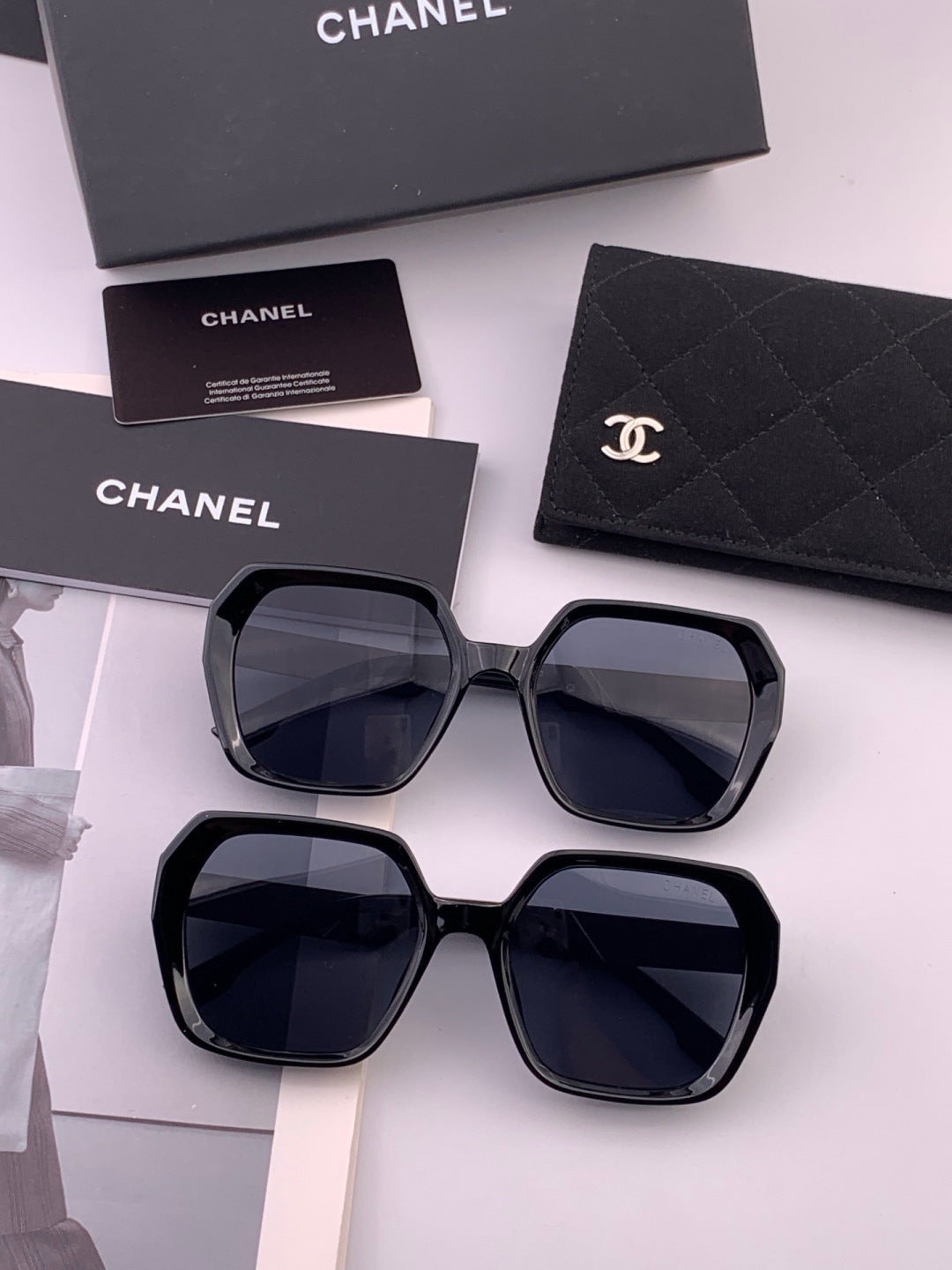 Chanel CH84022 Oversized Gold Lens Sunglasses for Men & Women - 358059 - detail image 6