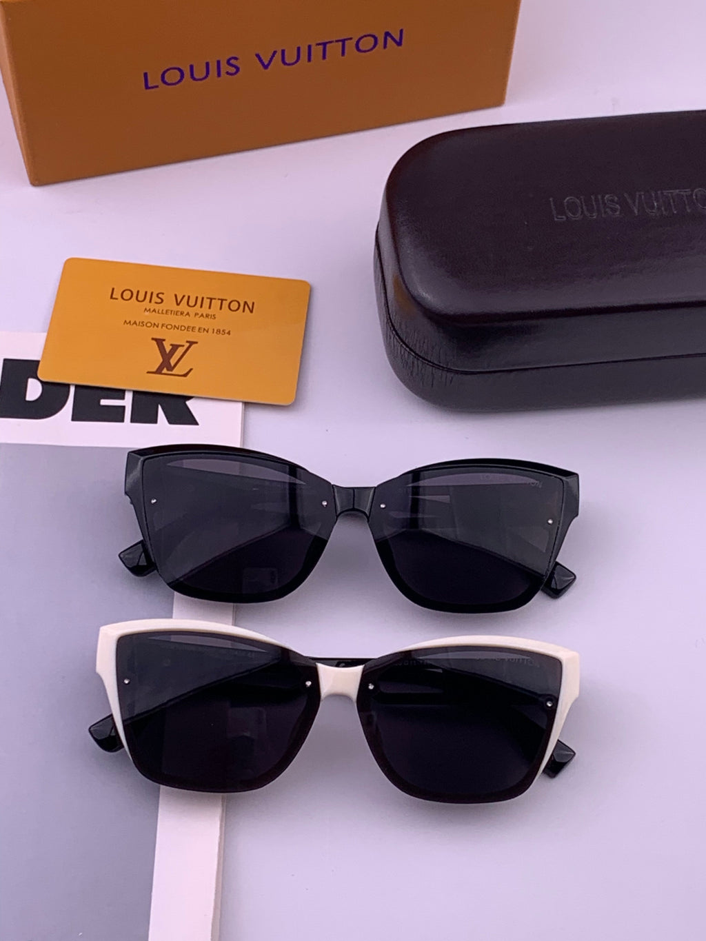 Louis Vuitton L7310 Square Gold Lens Sunglasses for Men & Women - 357662 - detail image 8