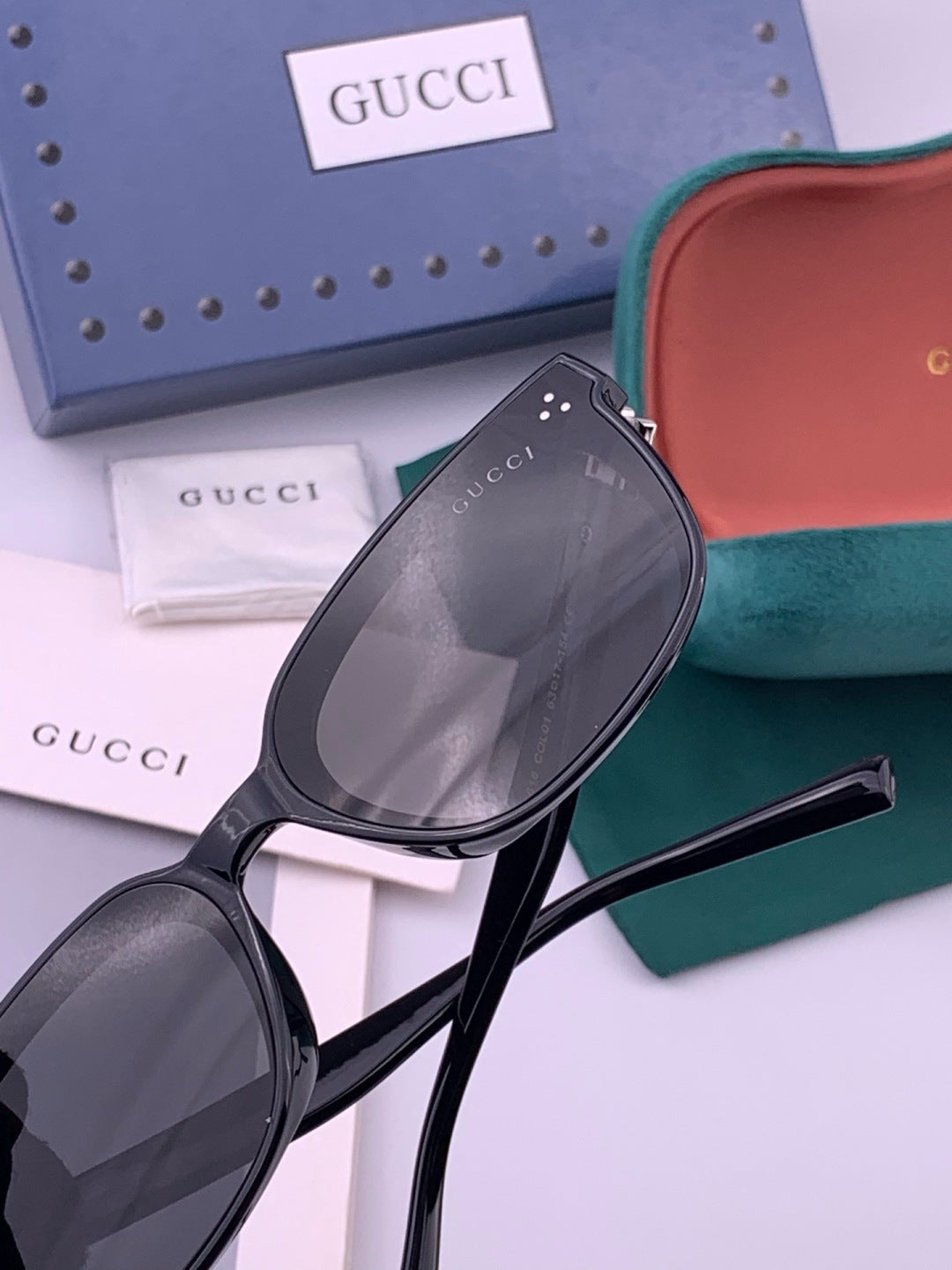 Gucci G6761 Polarized Square Pink Lens Sunglasses for Men & Women - 357817 - detail image 4
