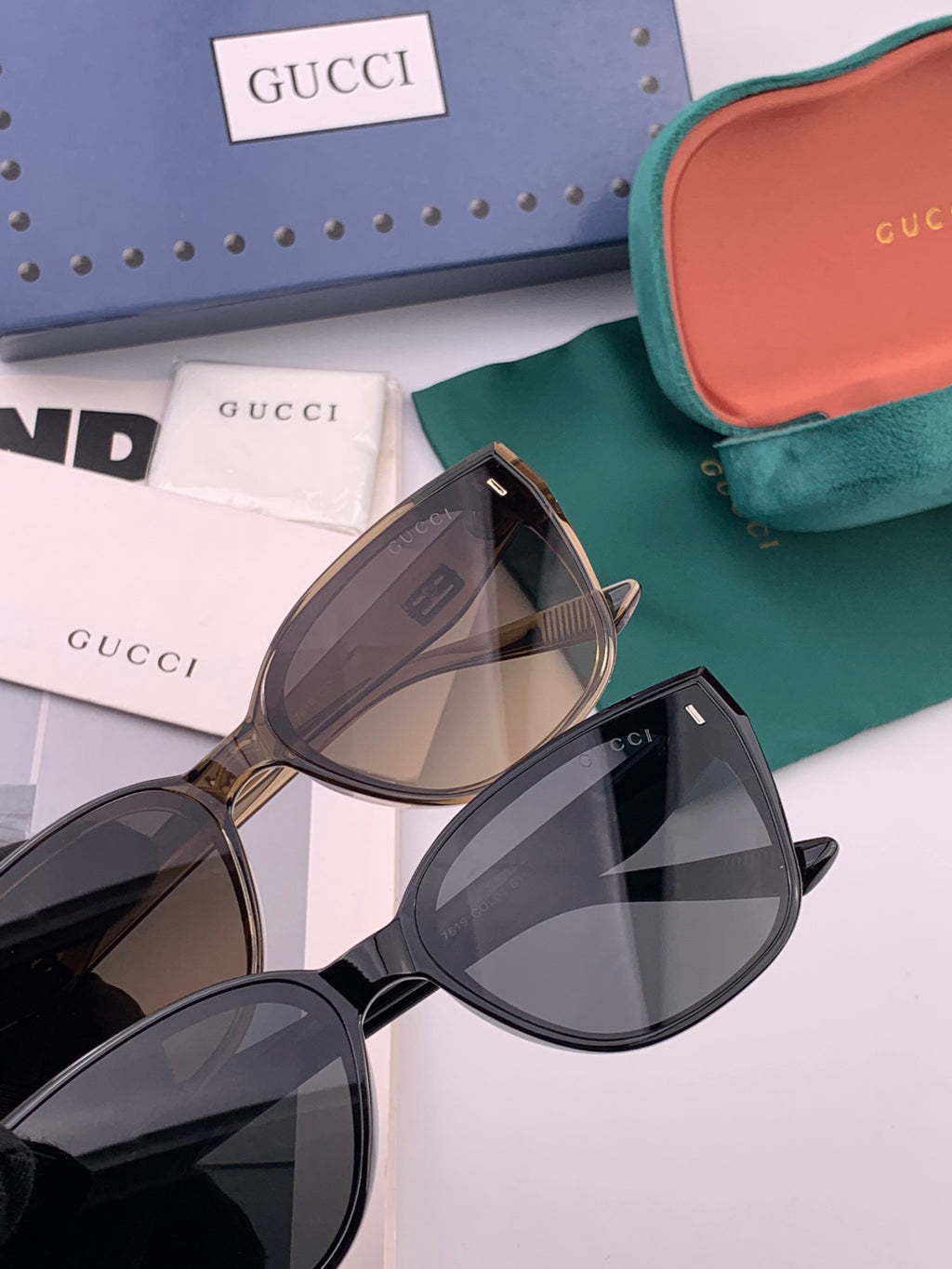 Gucci G9761 Polarized Square Black Lens Sunglasses for Men & Women - 357819 - detail image 3