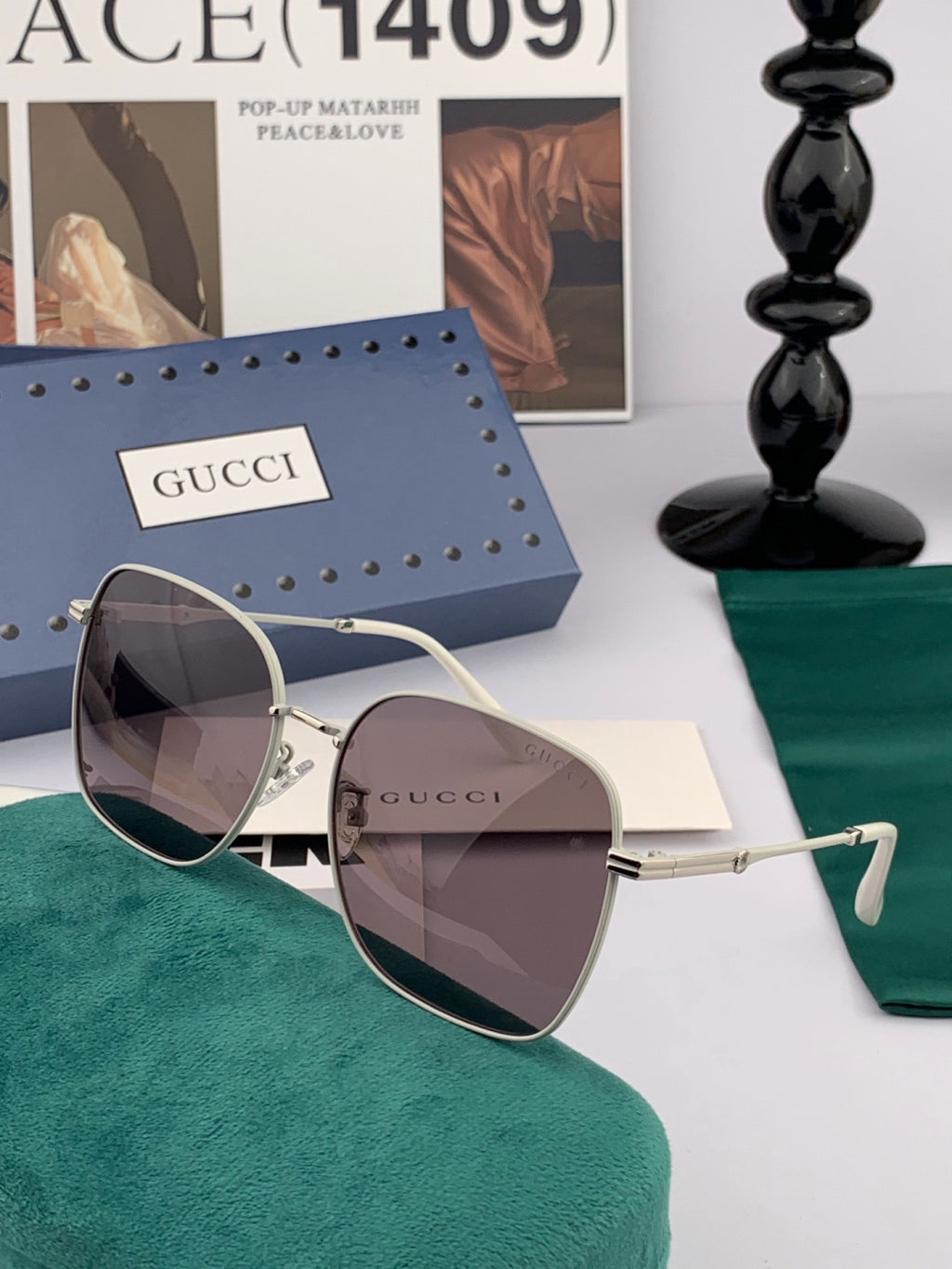 Gucci G2322 Polarized Round Red Lens Sunglasses for Men & Women - 357821 - detail image 3