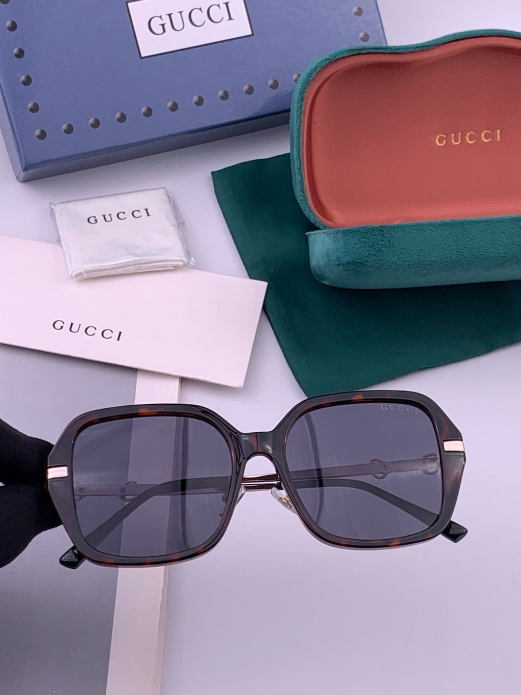 Gucci G9912 Round Black Lens Sunglasses for Men & Women