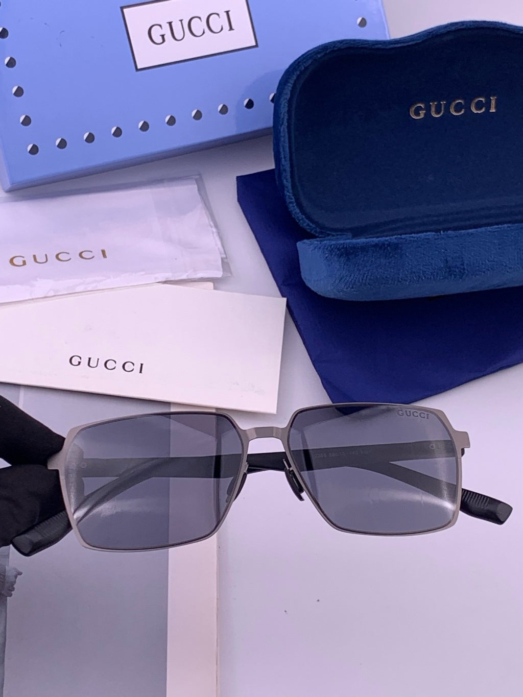 Gucci G5226 Fashion Gold Lens Sunglasses for Men & Women - 357836