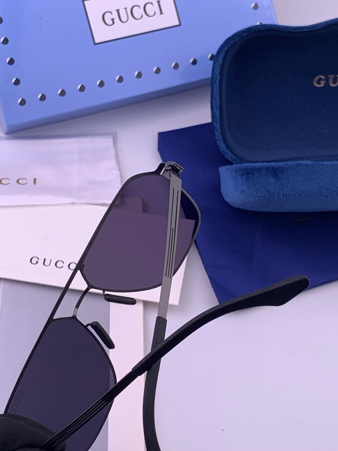 Gucci G0862 Fashion Gold Lens Sunglasses for Men & Women - 357837 - detail image 5