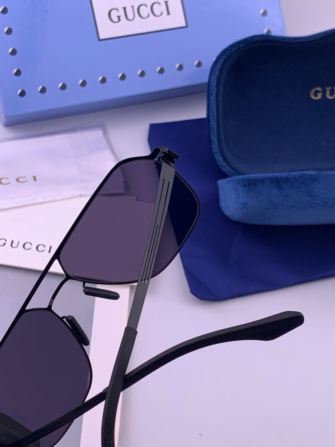 Gucci G0862 Fashion Gold Lens Sunglasses for Men & Women - 357838 - detail image 4