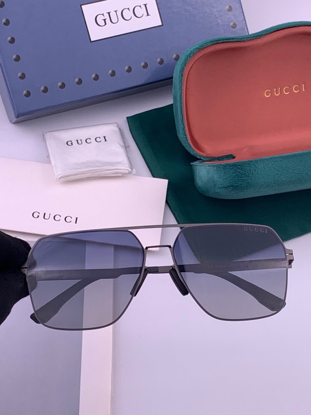 Gucci G711 Polarized Fashion Brown Lens Sunglasses for Men & Women - 357840