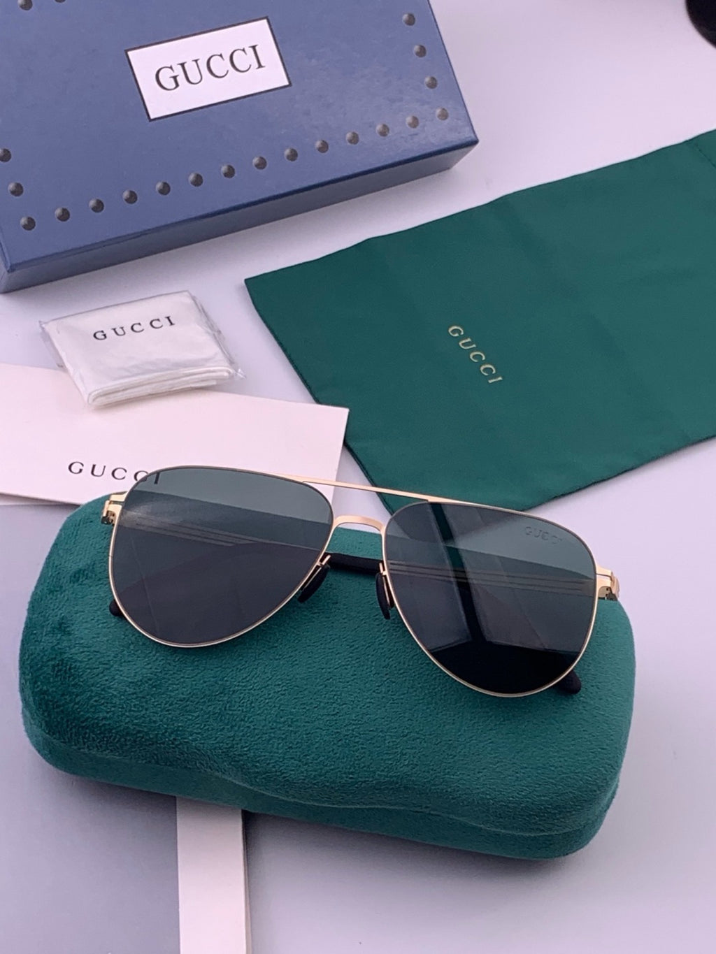 Gucci G1381 Fashion Gold Lens Sunglasses for Men & Women - 357842 - detail image 7