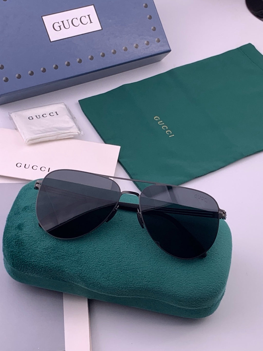 Gucci G1381 Fashion Gold Lens Sunglasses for Men & Women - 357843 - detail image 6