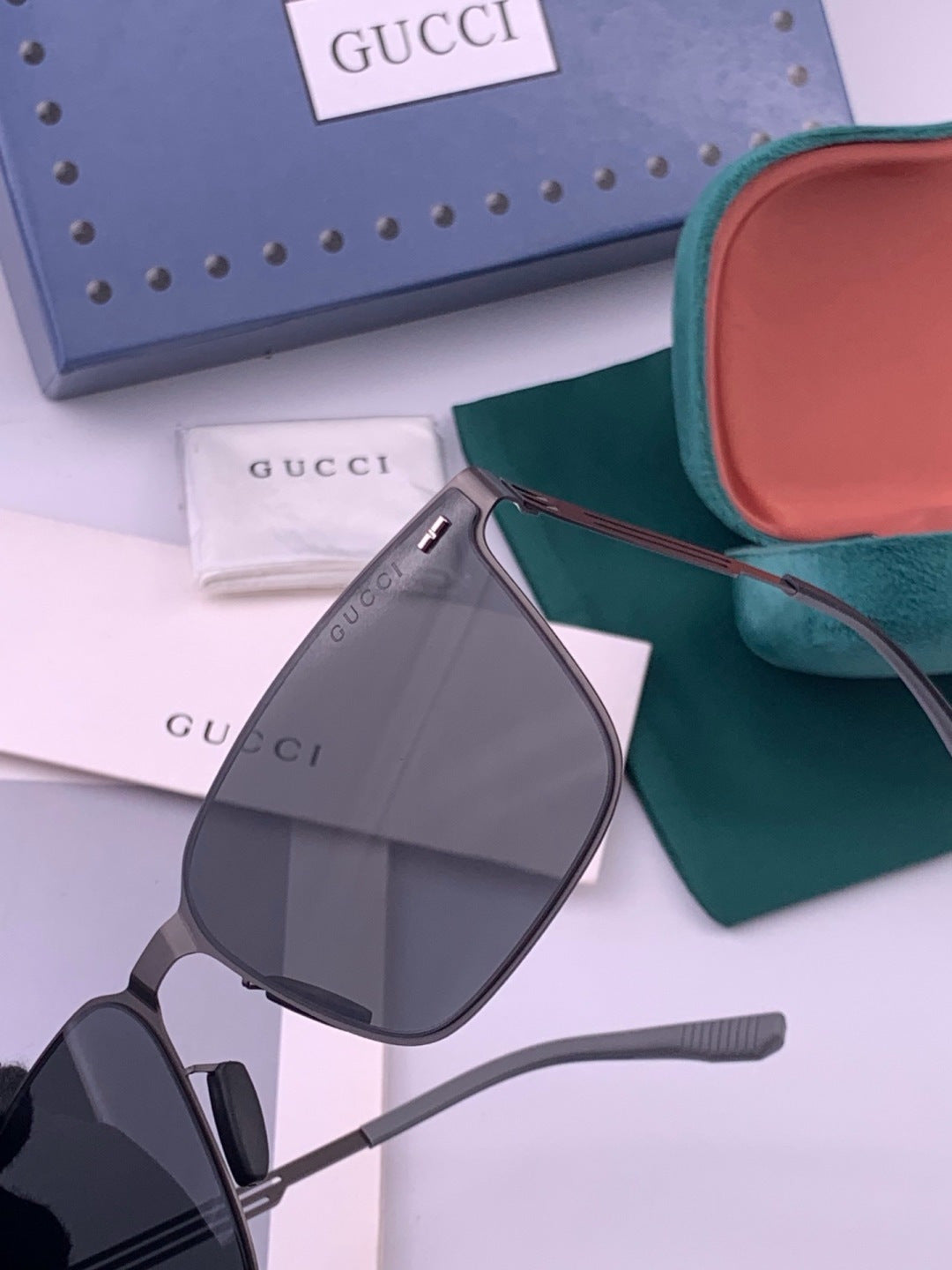 Gucci G176 Polarized Aviator Gold Lens Sunglasses for Men - 357844 - detail image 3