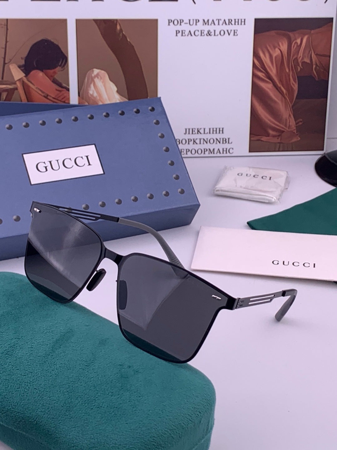 Gucci G176 Polarized Aviator Gold Lens Sunglasses for Men - detail image 2