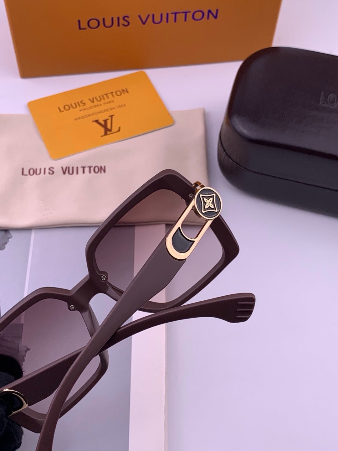 Louis Vuitton L5304 Polarized Square Brown Lens Sunglasses for Men & - 357613 - detail image 3