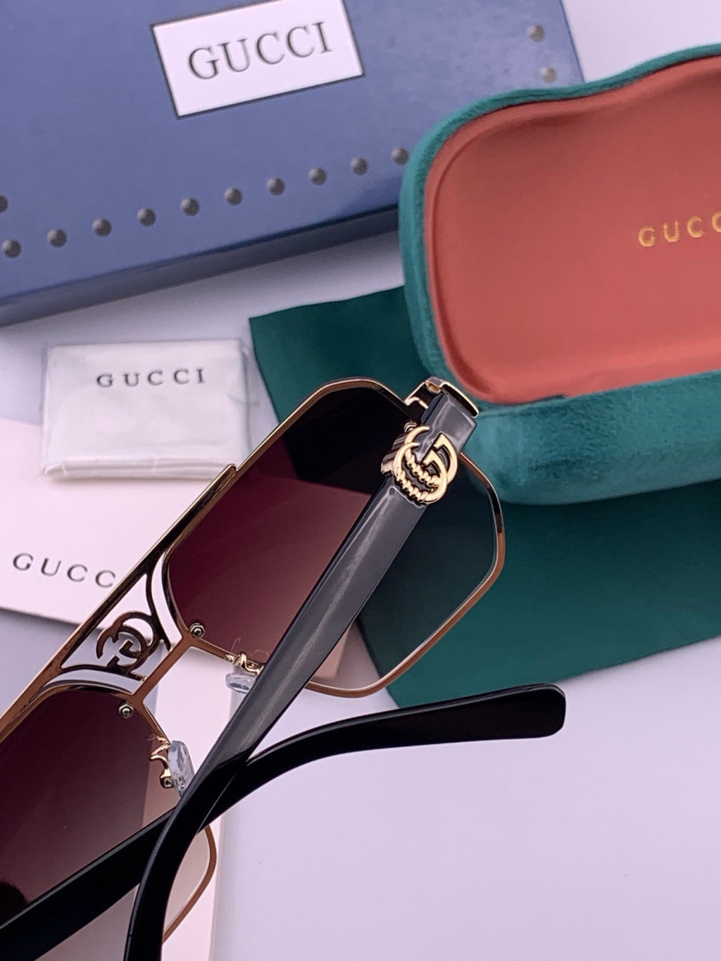 Gucci G21746 Aviator Black Lens Sunglasses for Men & Women - 357801 - detail image 4