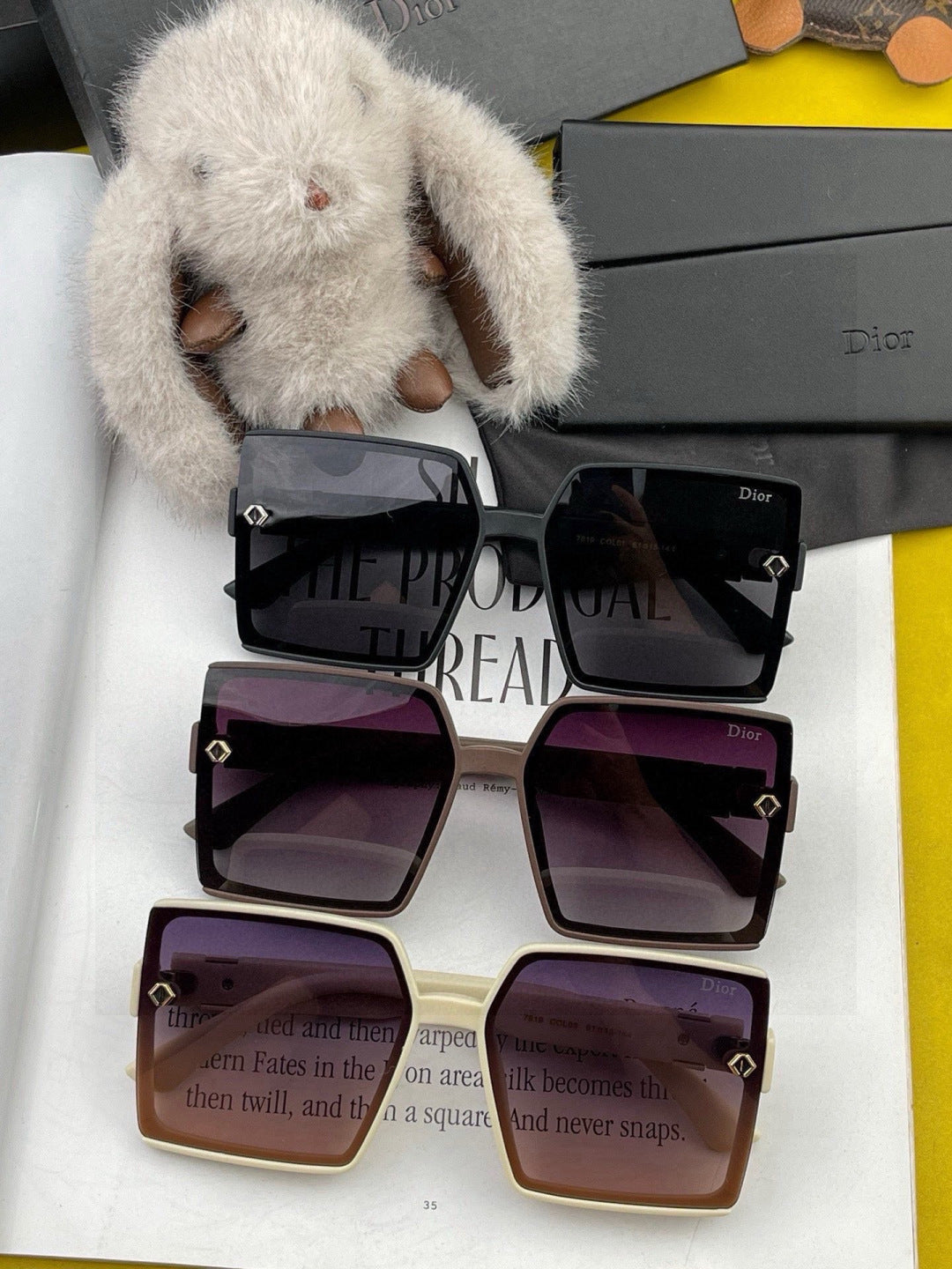 Dior CD2682 Polarized Square Gold Lens Sunglasses for Women - detail image 7