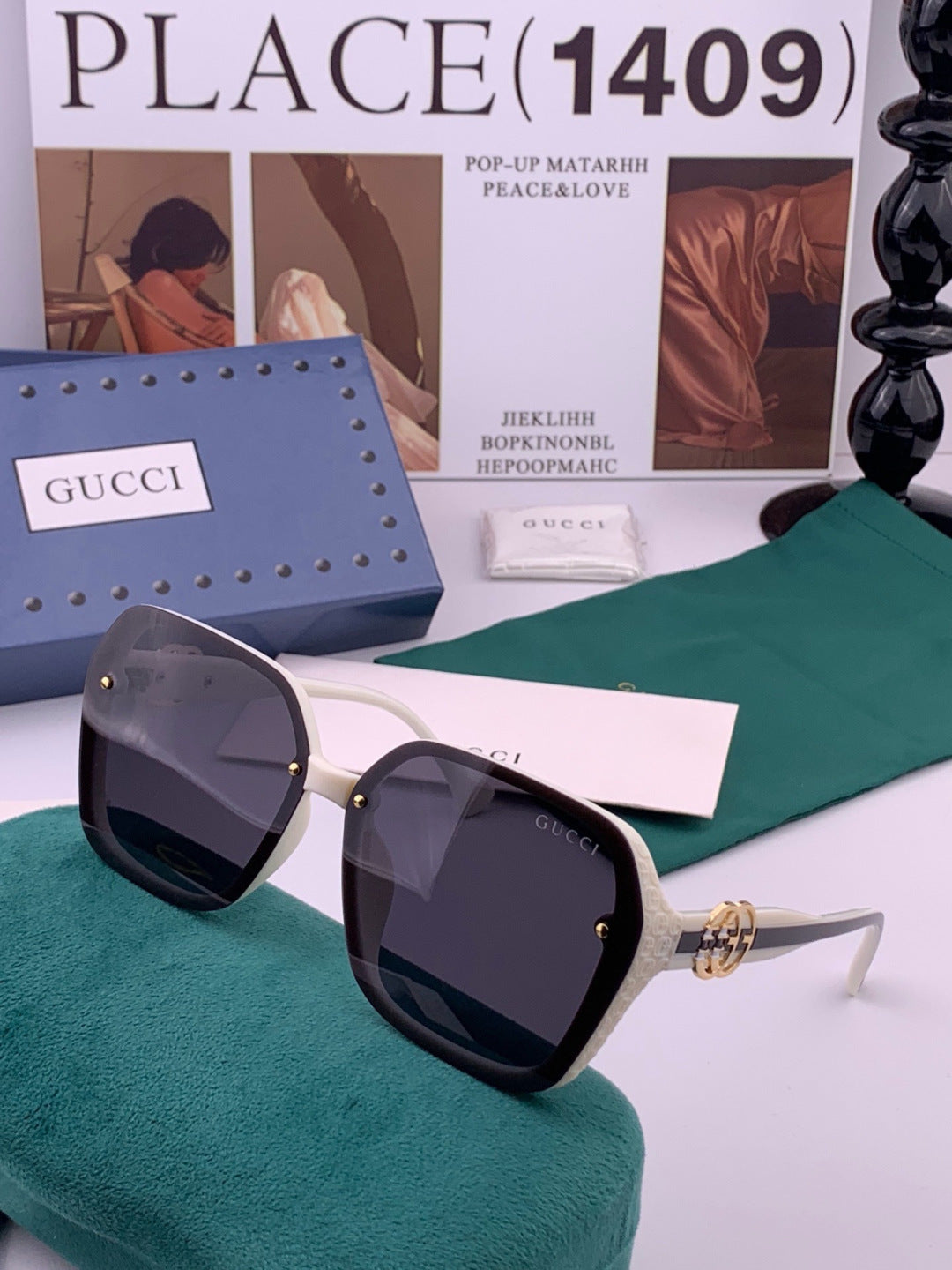Gucci G0772 Polarized Square Gold Lens Sunglasses for Women - 357805 - detail image 2
