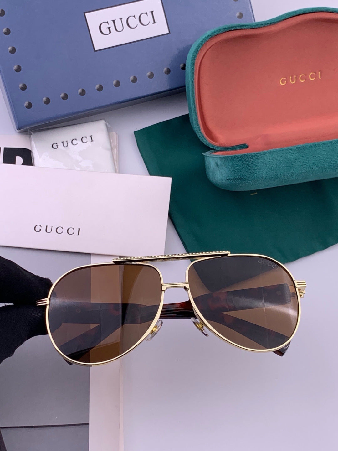 Gucci G08893 Aviator Black Lens Sunglasses for Men & Women - 357809