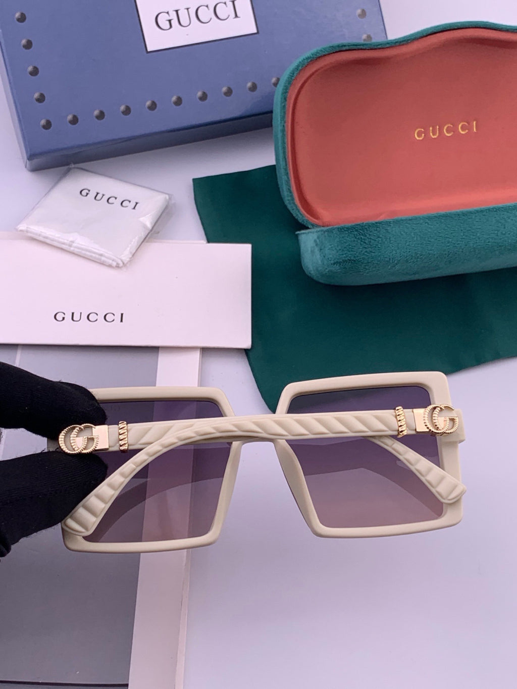 Gucci G5610 Polarized Fashion Black Lens Sunglasses for Women - detail image 3