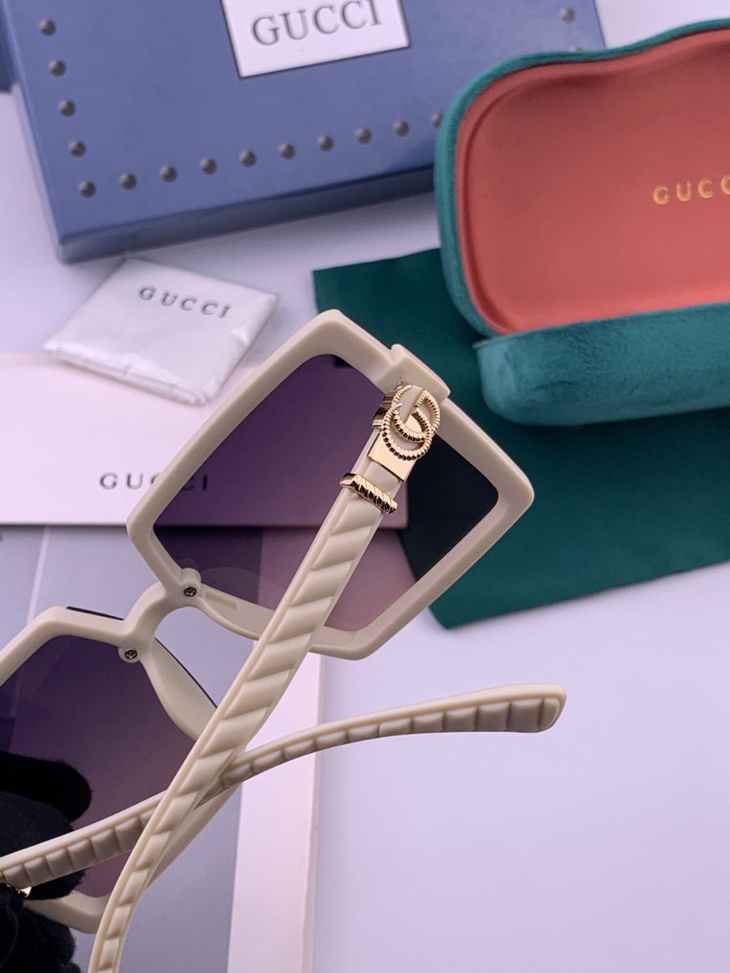 Gucci G5610 Polarized Fashion Black Lens Sunglasses for Women - detail image 6