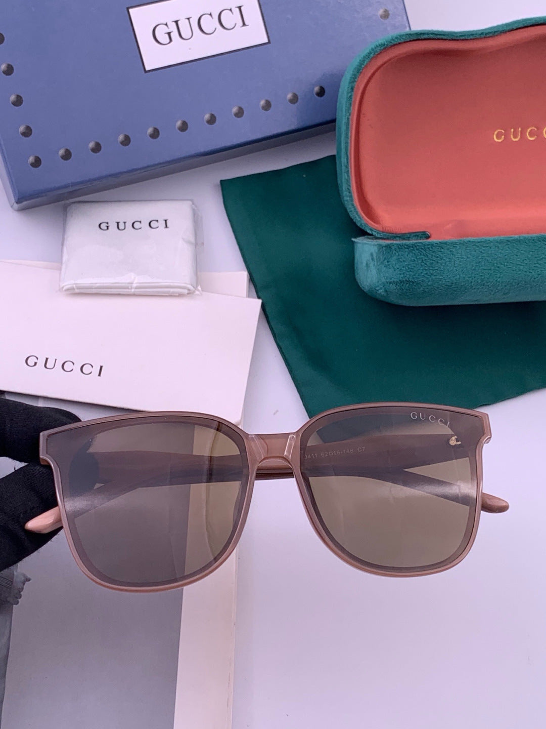 Gucci G12041 Polarized Fashion Gold Lens Sunglasses for Women - 357815 - detail image 2