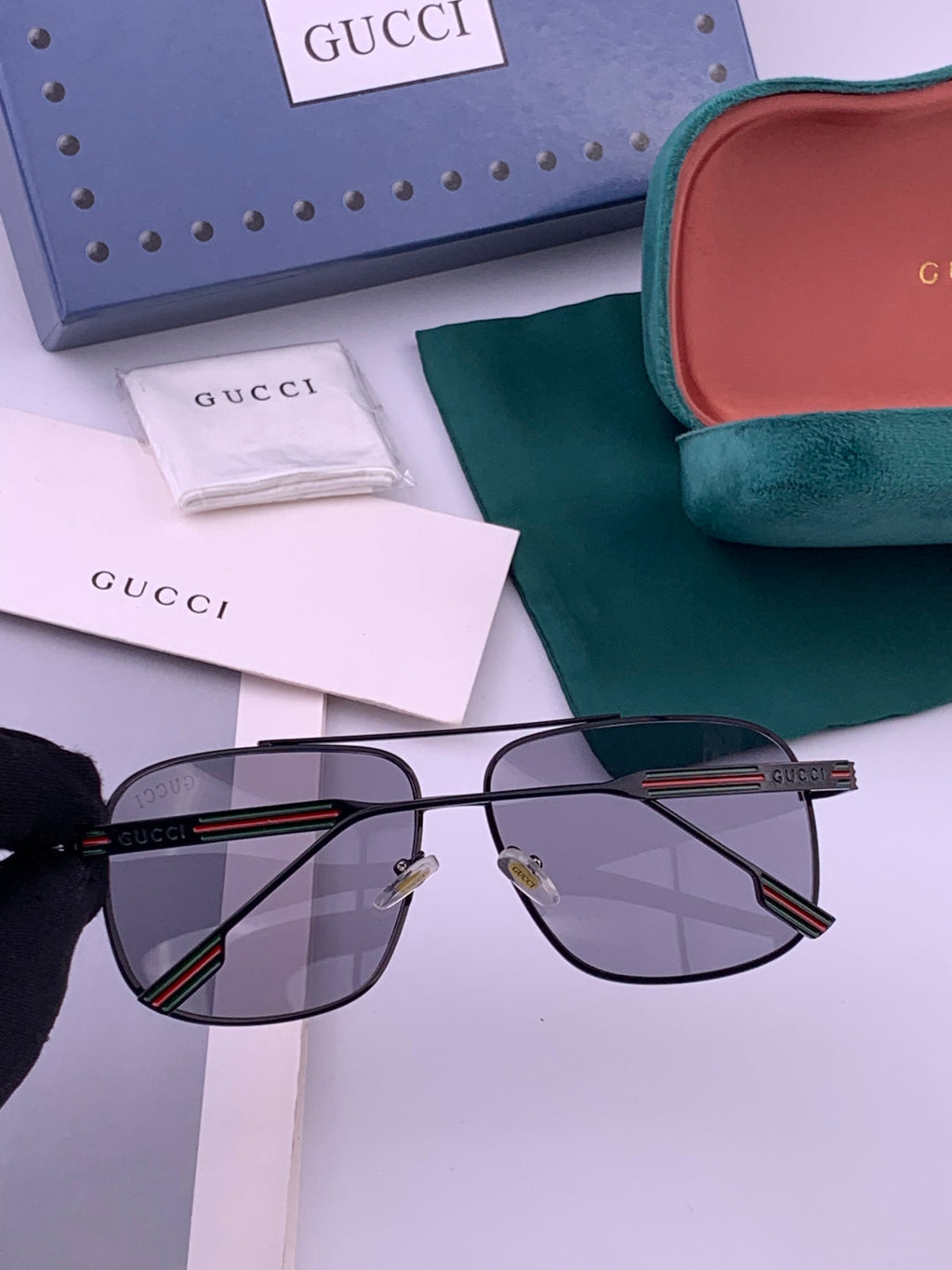 Gucci G0113 Aviator Gold Lens Sunglasses for Men & Women - 357782 - detail image 6