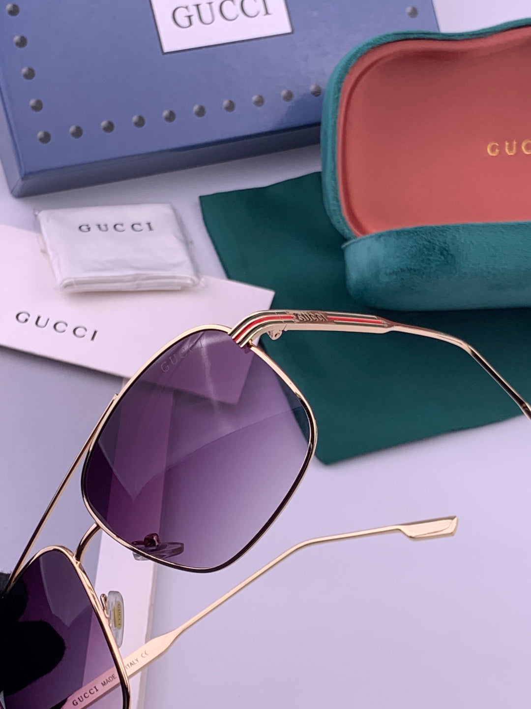 Gucci G0113 Aviator Gold Lens Sunglasses for Men & Women - 357783 - detail image 3