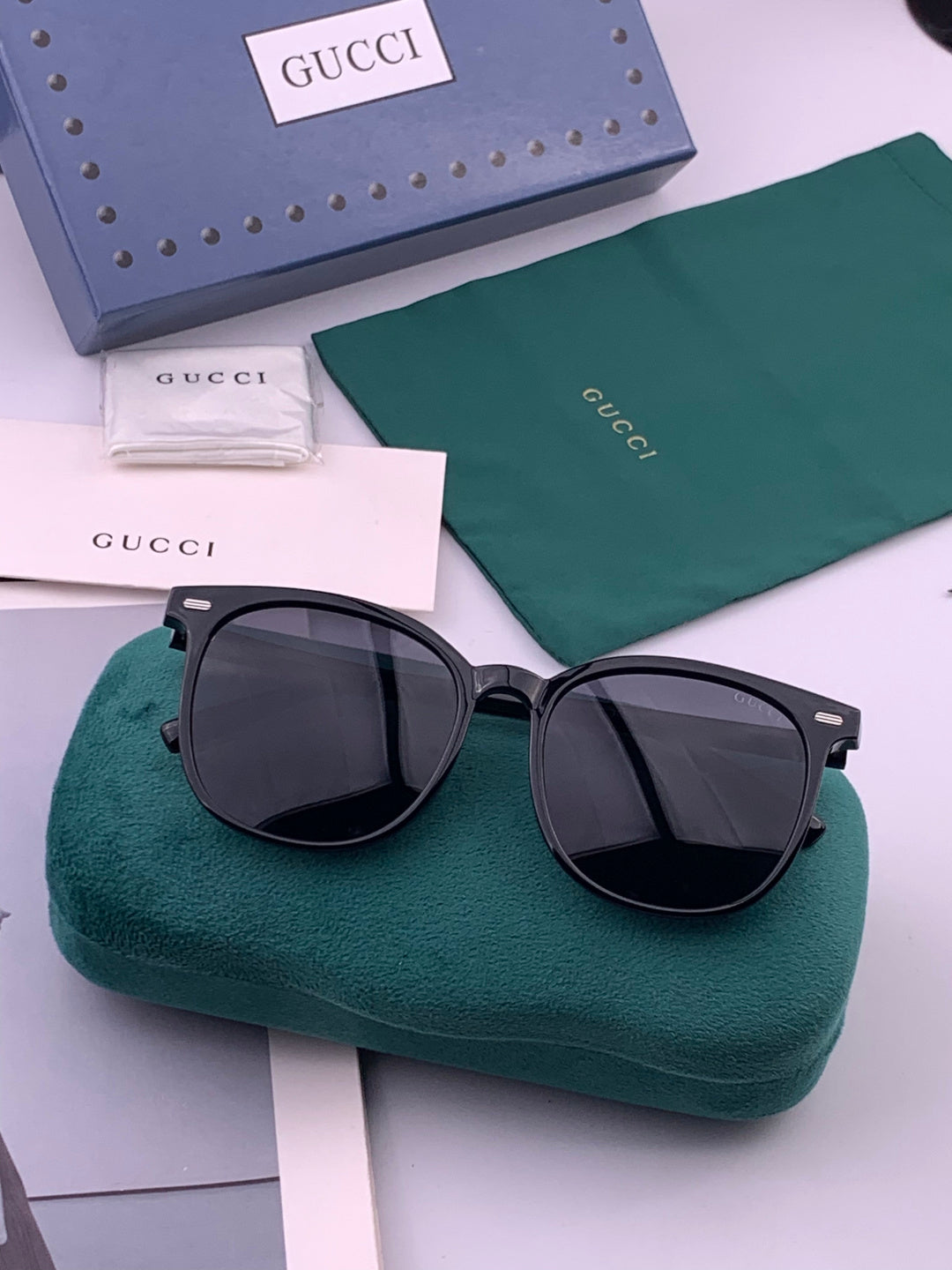 Gucci G9369 Polarized Round Black Lens Sunglasses for Men & Women - 357787 - detail image 6