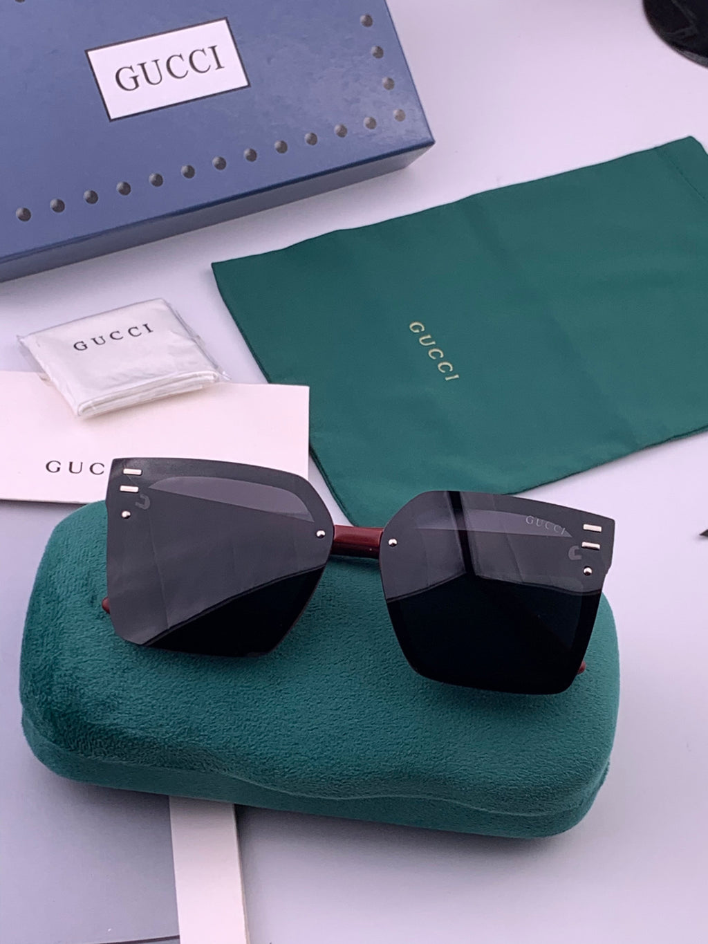 Gucci G7292 Polarized Square Gold Lens Sunglasses for Men & Women - 357791 - detail image 7