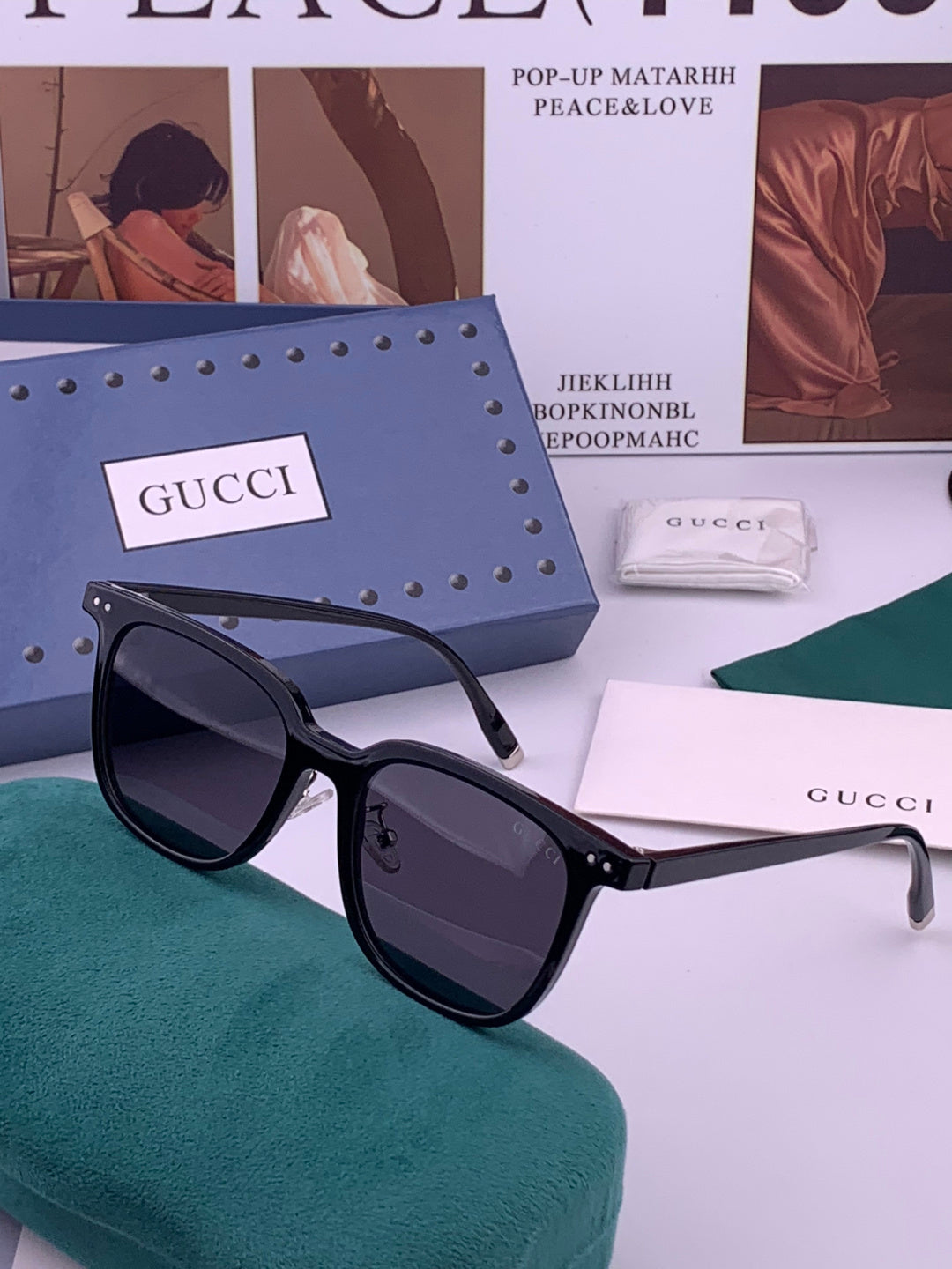 Gucci G3904 Square Brown Lens Sunglasses for Men & Women - detail image 2
