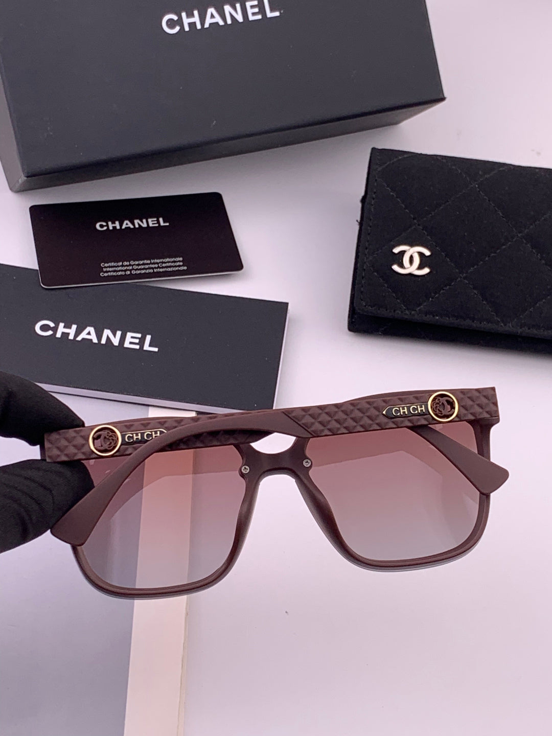 Chanel CH5292 Polarized Round Black Lens Sunglasses for Men & Women - 358048 - detail image 5