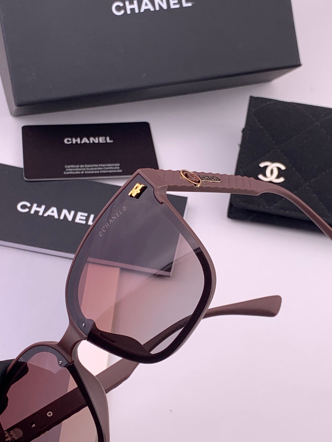 Chanel CH5292 Polarized Round Black Lens Sunglasses for Men & Women - 358048 - detail image 3