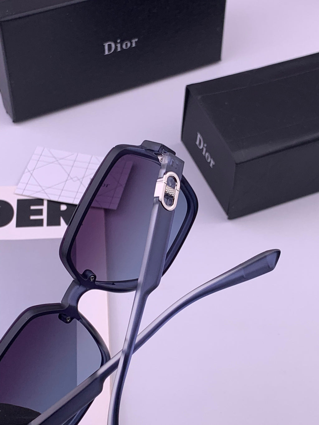 Dior D6303 Polarized Square Brown Lens Sunglasses for Men & Women - detail image 4