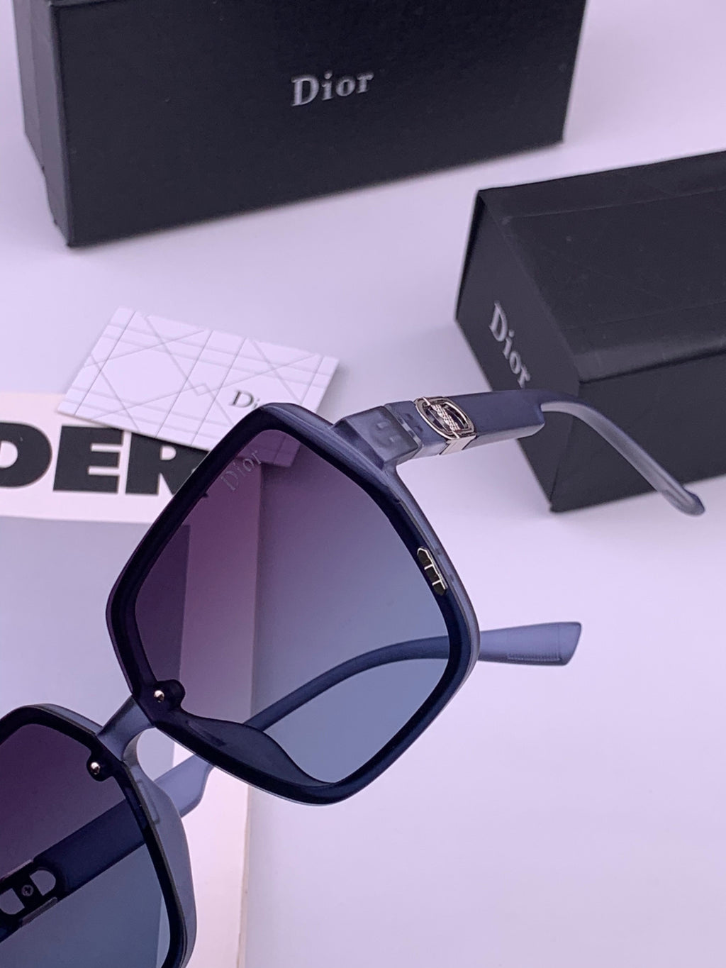 Dior D6303 Polarized Square Brown Lens Sunglasses for Men & Women - detail image 3