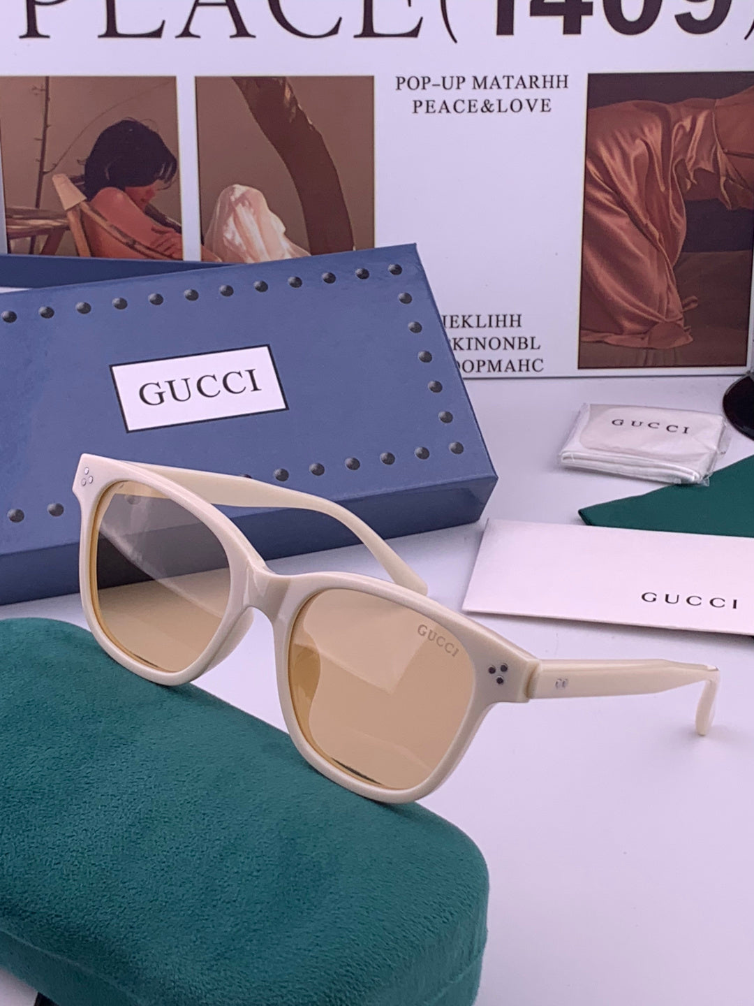 Gucci G35504 Polarized Fashion Black Lens Sunglasses for Men & Women - 371613 - detail image 2