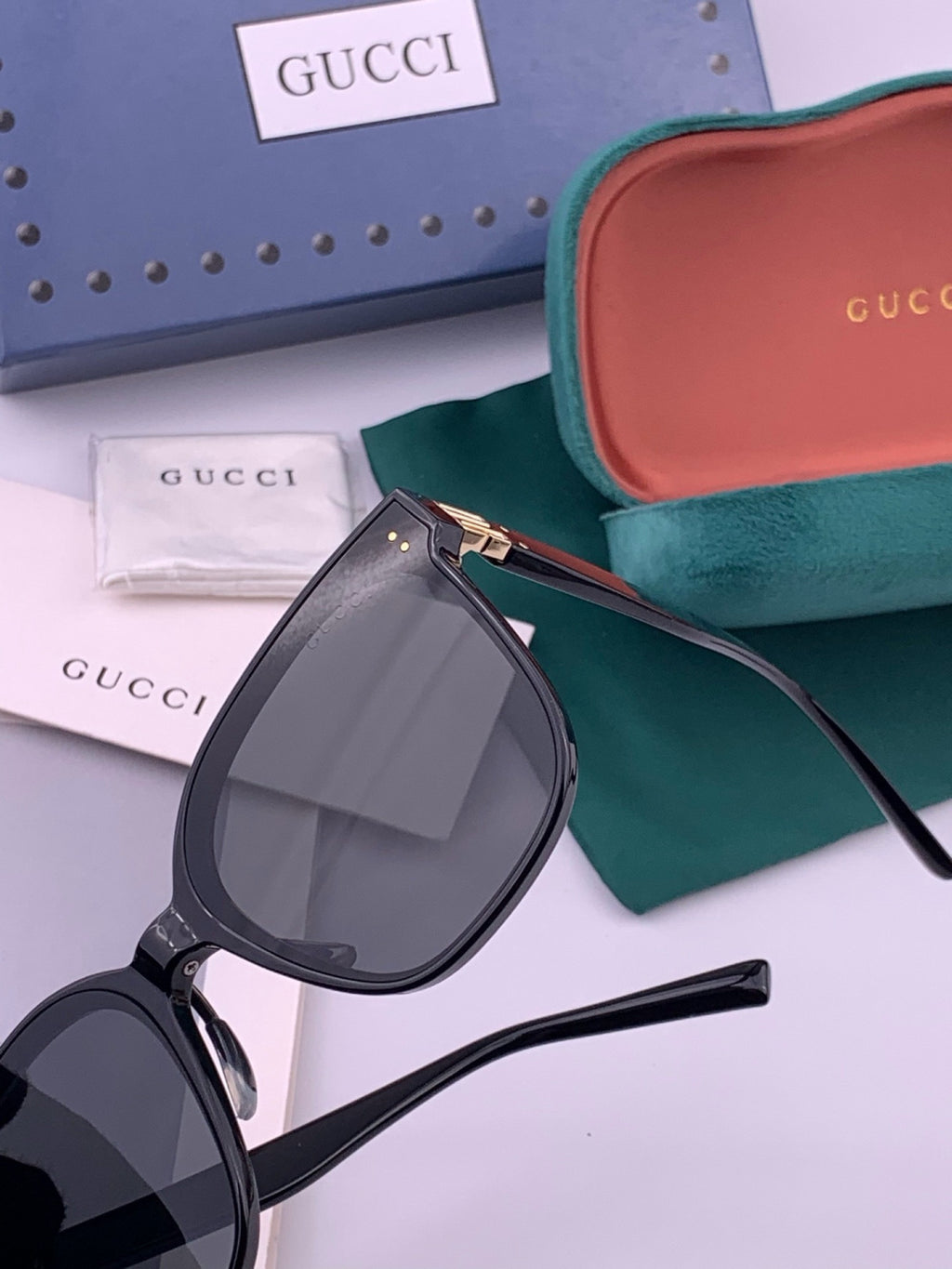 Gucci G20 Polarized Square Black Lens Sunglasses for Men & Women - 371614 - detail image 3
