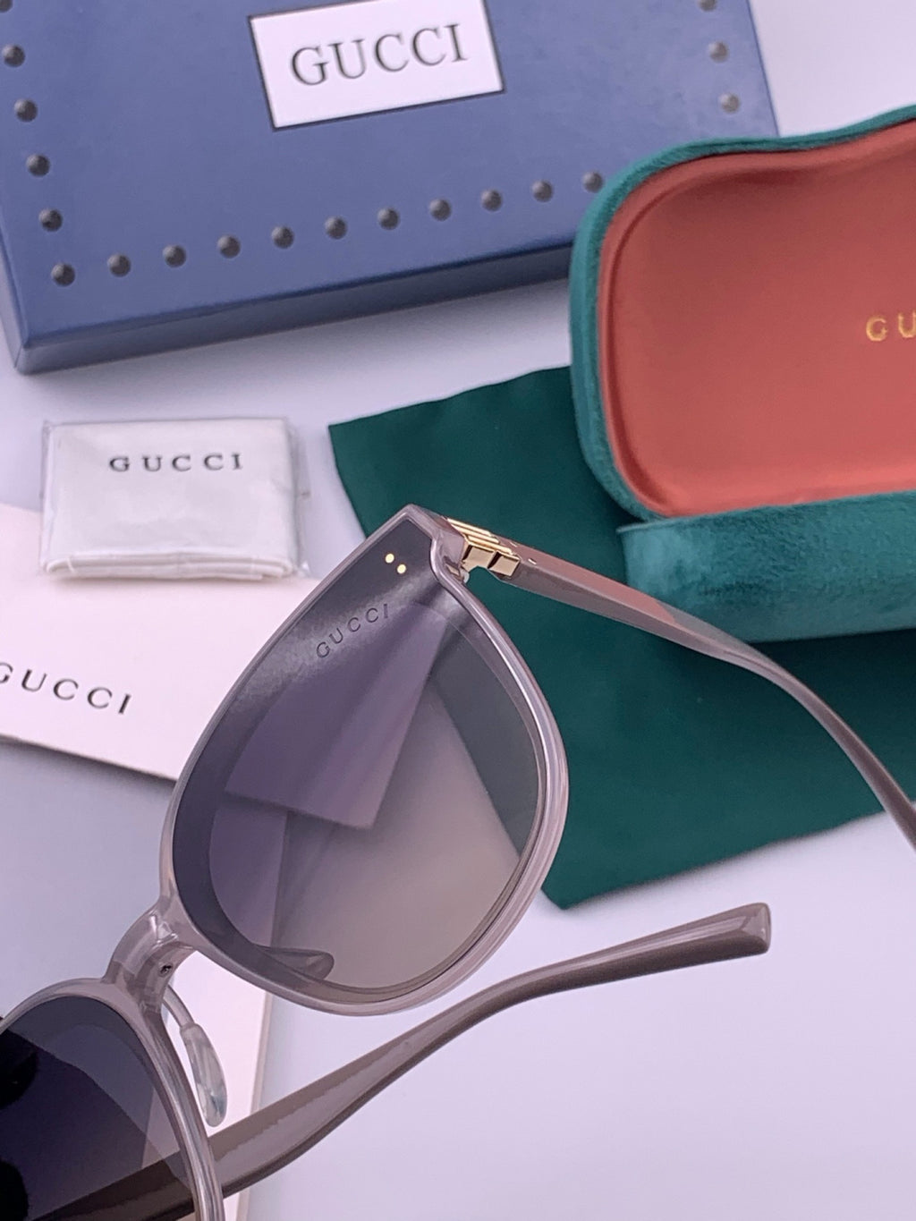 Gucci G20 Polarized Square Black Lens Sunglasses for Men & Women - 371616 - detail image 2
