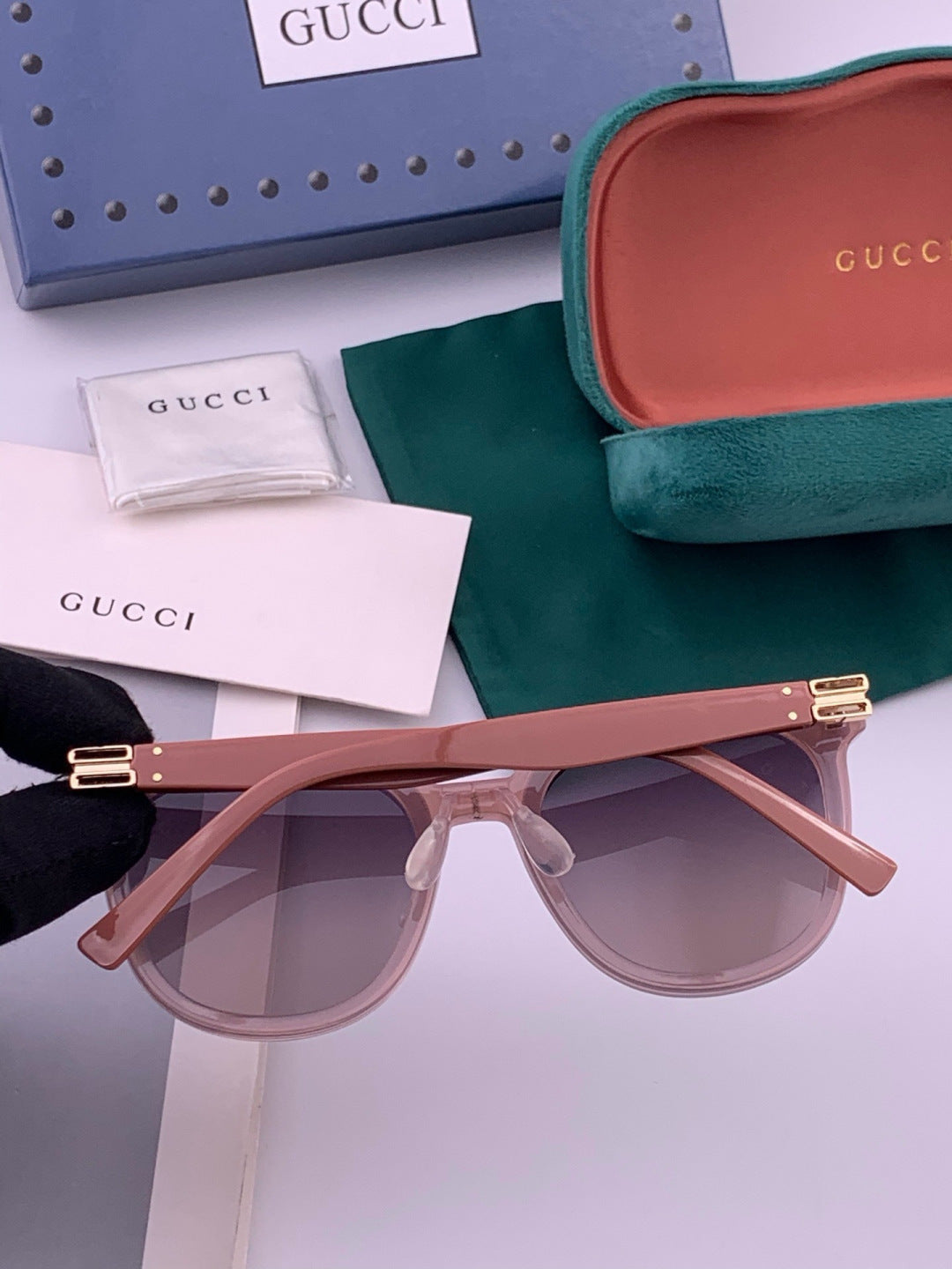 Gucci G20 Polarized Square Black Lens Sunglasses for Men & Women - detail image 5