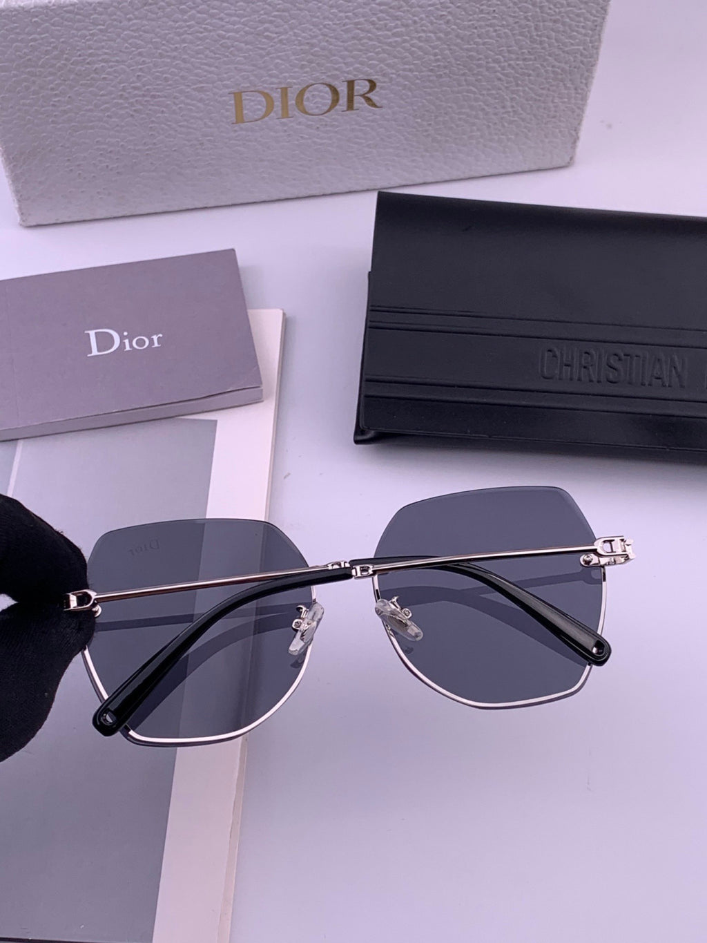 Dior CD8637 Polarized Rimless Brown Lens Sunglasses for Men & Women - detail image 4