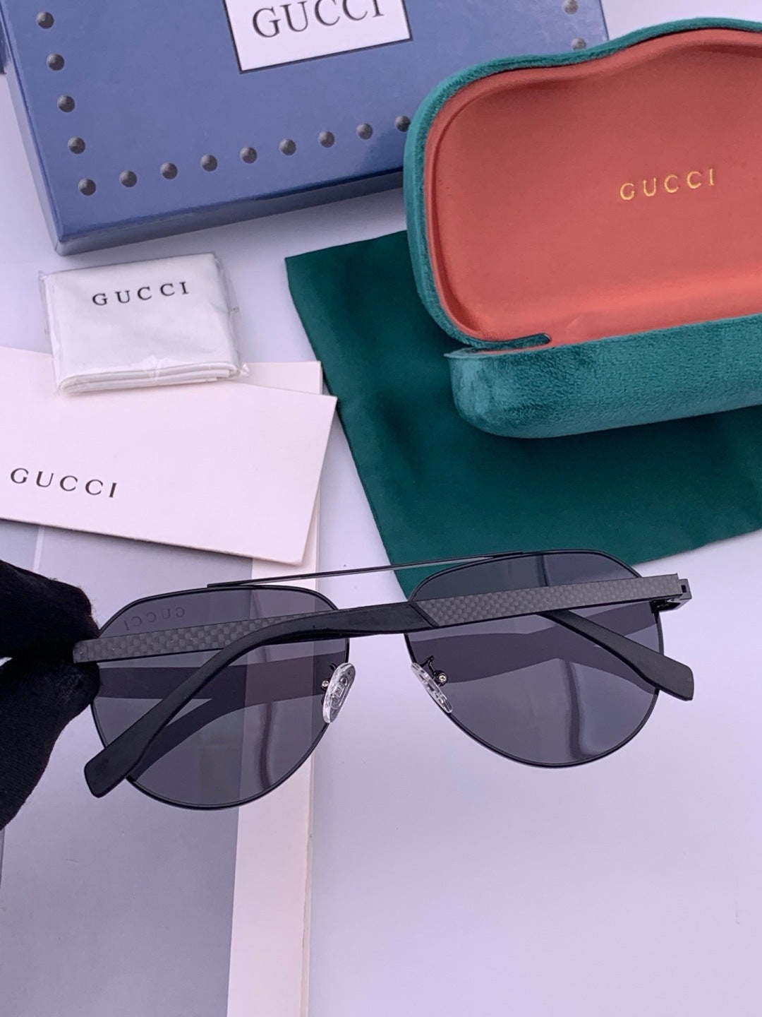 Gucci G8204 Polarized Aviator Gold Lens Sunglasses for Men & Women - detail image 4