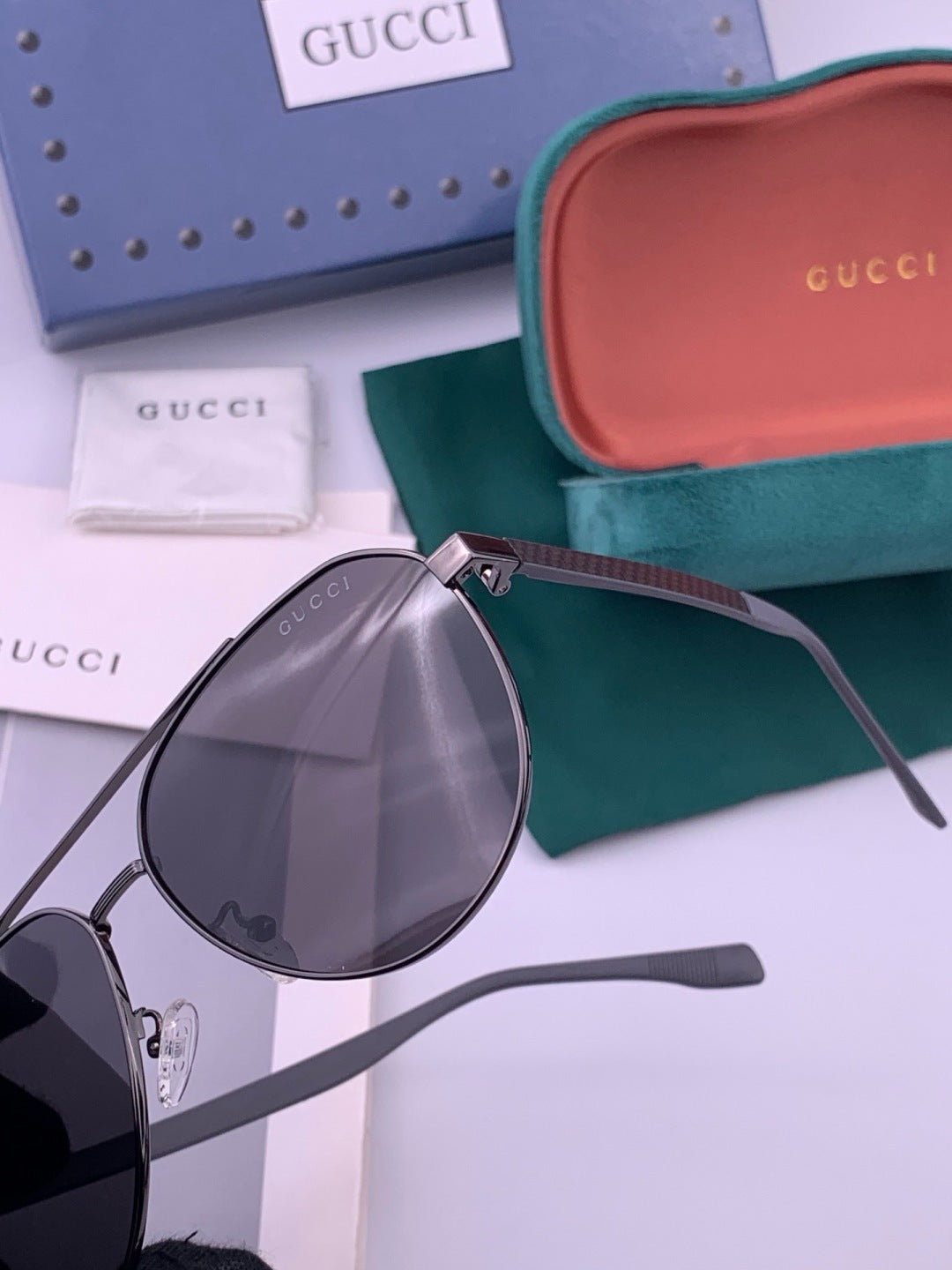 Gucci G8204 Polarized Aviator Black Lens Sunglasses for Men & Women - detail image 3
