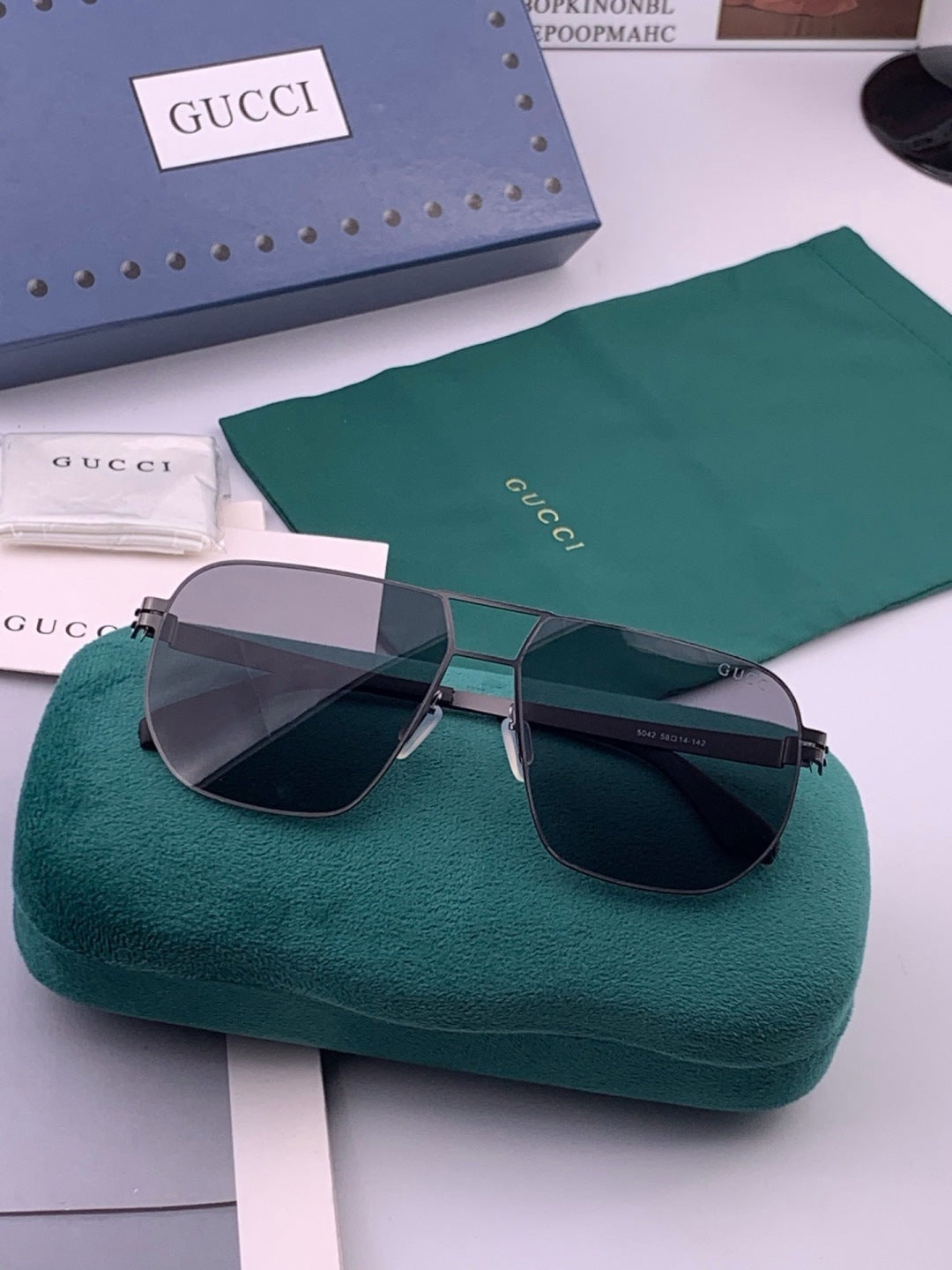 Gucci G2504 Fashion Black Lens Sunglasses for Men & Women - 371628 - detail image 8