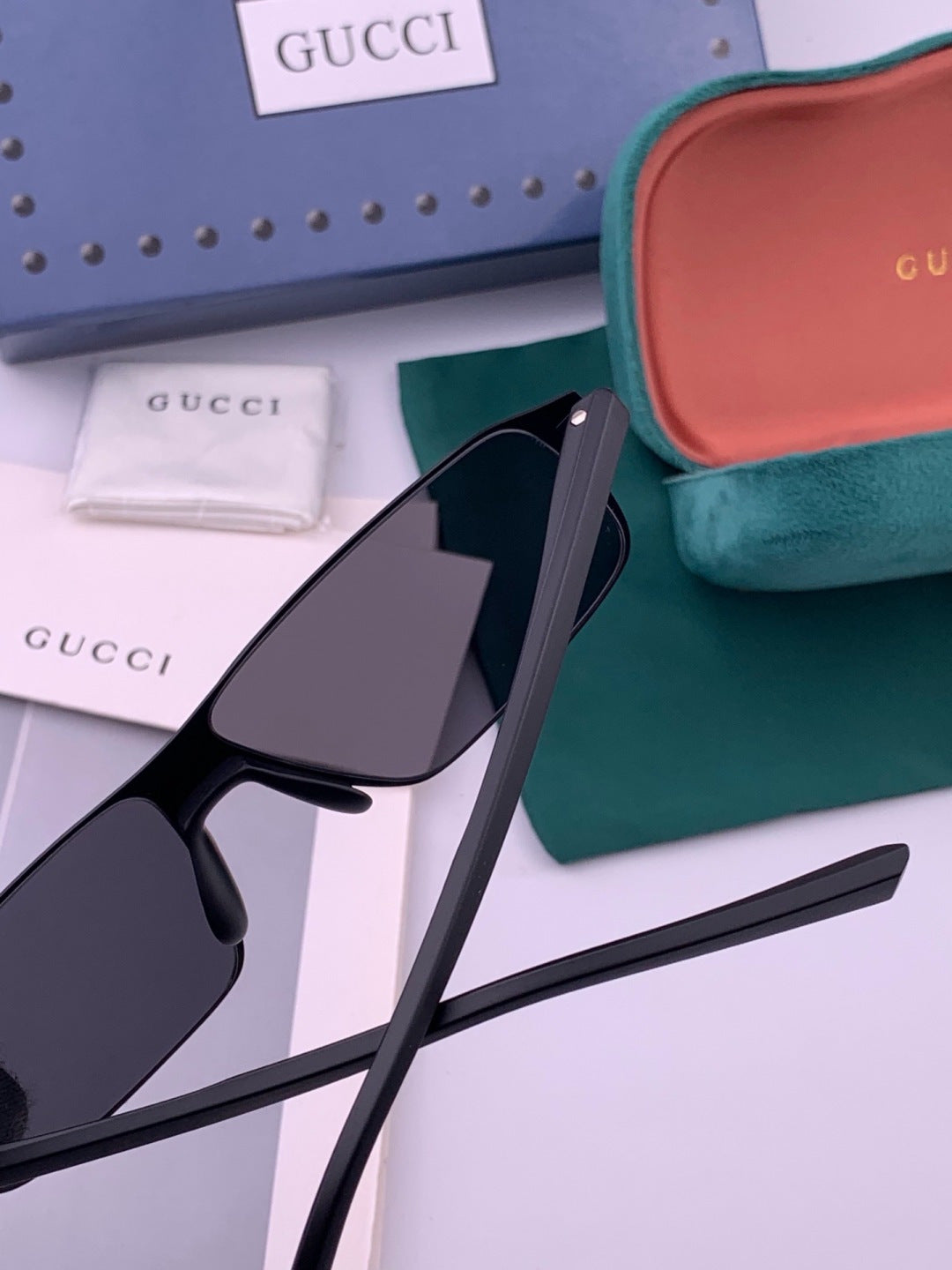 Gucci G2225 Polarized Aviator Gold Lens Sunglasses for Men - 371632 - detail image 6