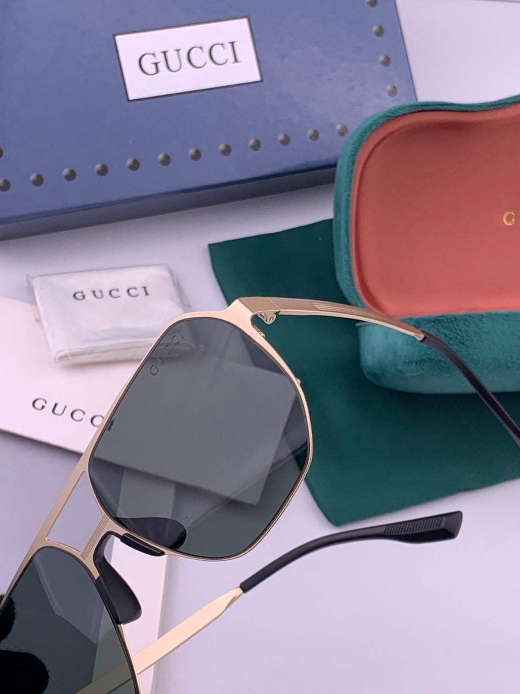 Gucci G3380 Polarized Aviator Gold Lens Sunglasses for Men - 371602 - detail image 3