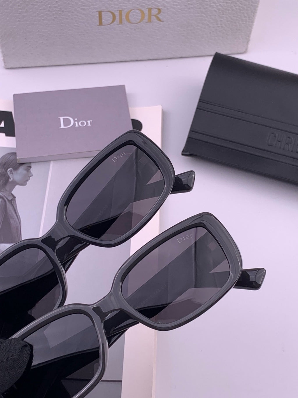 Dior D2111 Polarized Square Brown Lens Sunglasses for Men & Women - 371892 - detail image 3