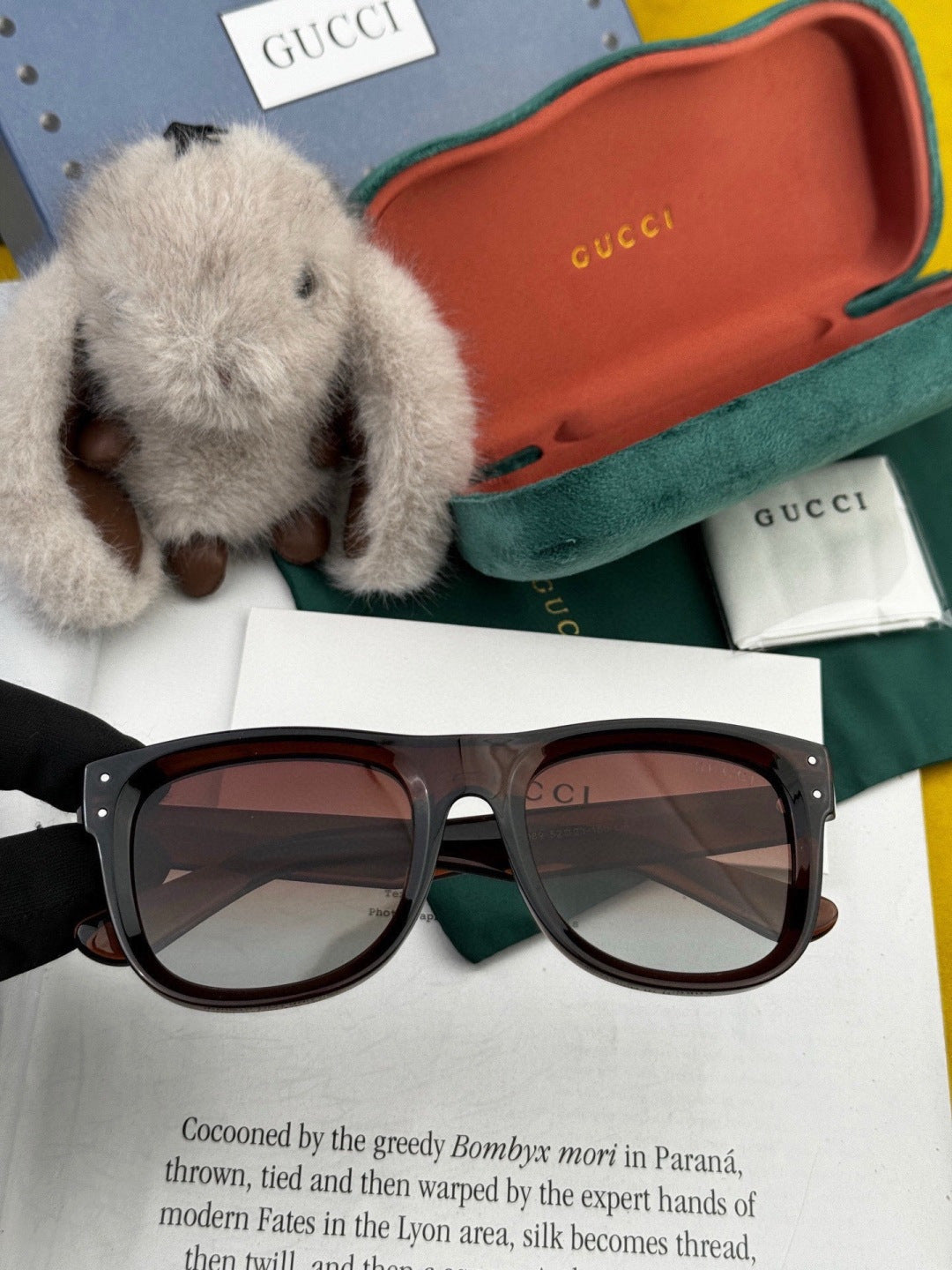 Gucci G9108 Polarized Square Black Lens Sunglasses for Men & Women - 371603 - detail image 2